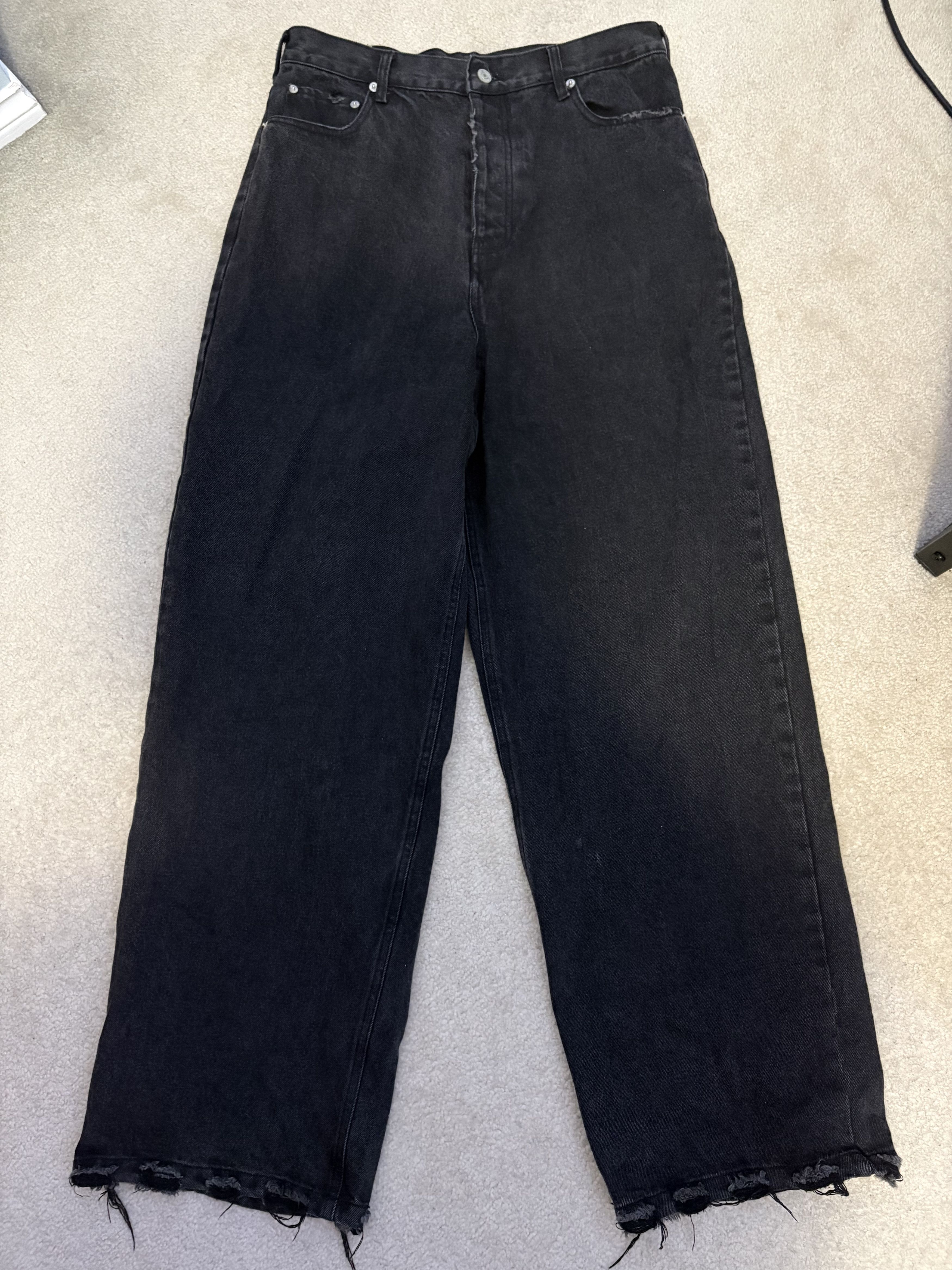 Japanese Brand Distressed Baggy Jeans Size US 32 / EU 48 - 1 Thumbnail