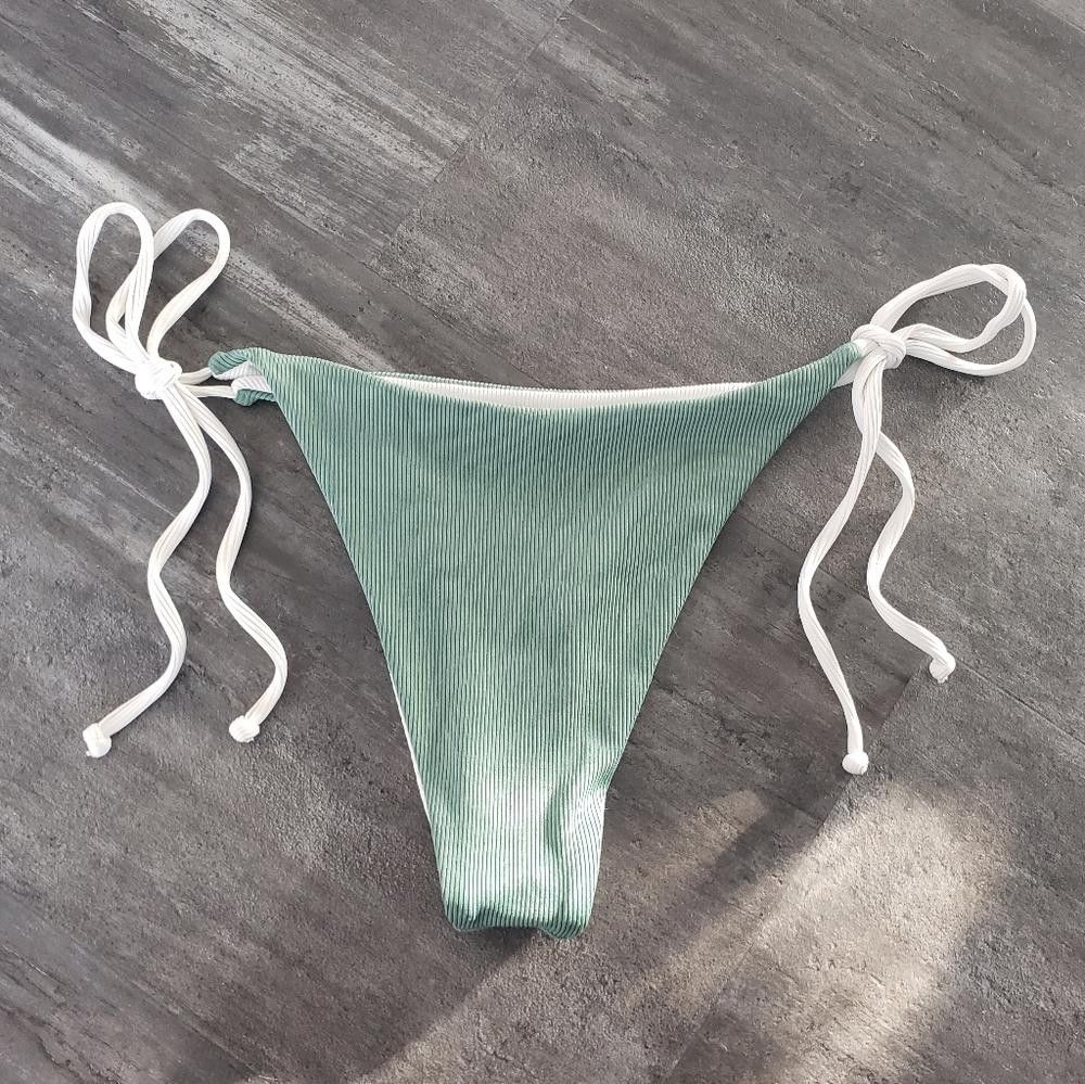 Designer Sage Green White Reversible Zaful Bikini Bottoms Size ONE SIZE - 2 Thumbnail