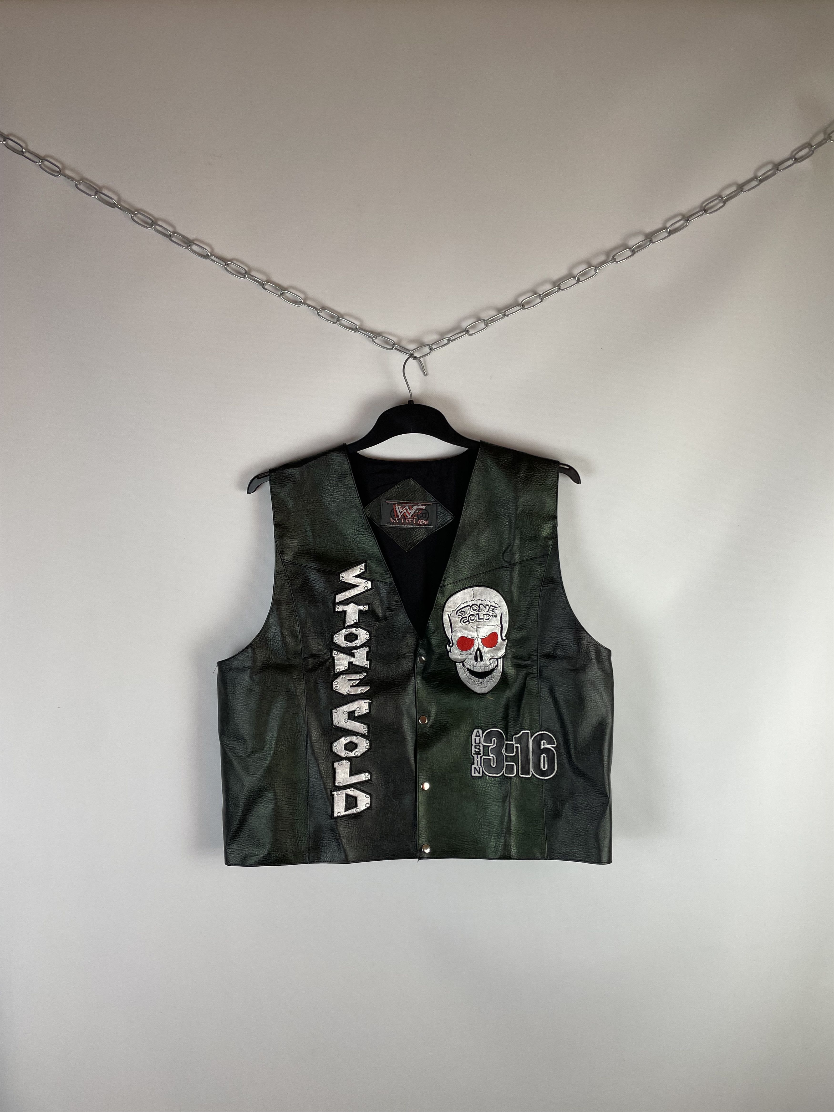 STONE COLD STEVE AUSTIN WWF VEST SMOKING SKULL