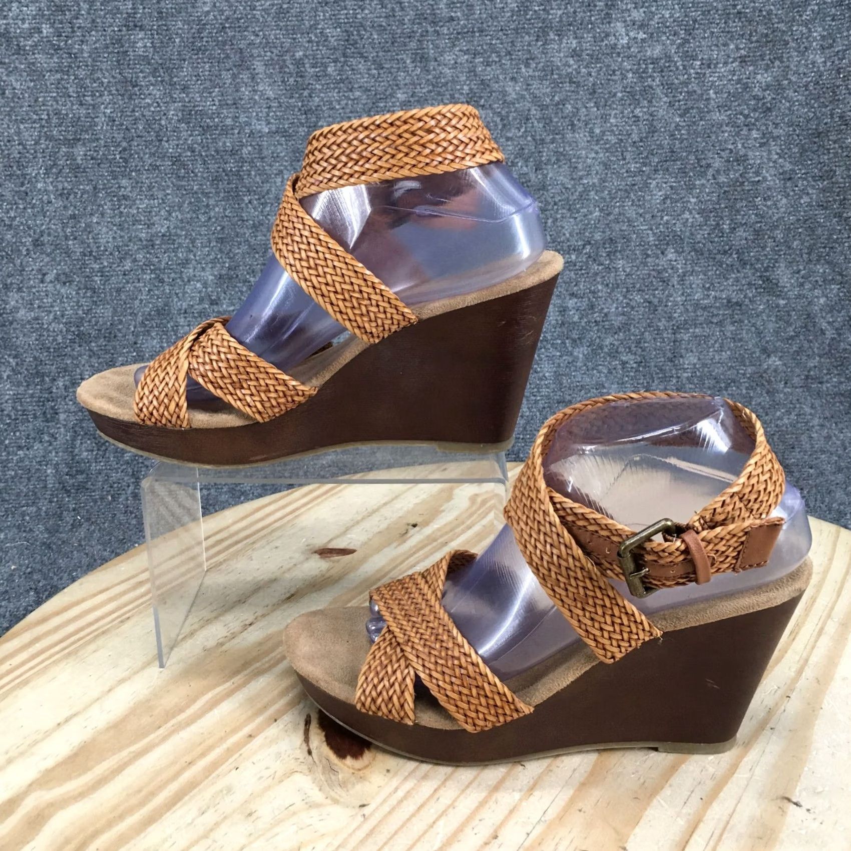 Old Navy Old Navy Heels Womens 9 Pump Brown Faux Leather Buckle Cross Strap Wedge Heels Size US 9 / IT 39 - 2 Thumbnail