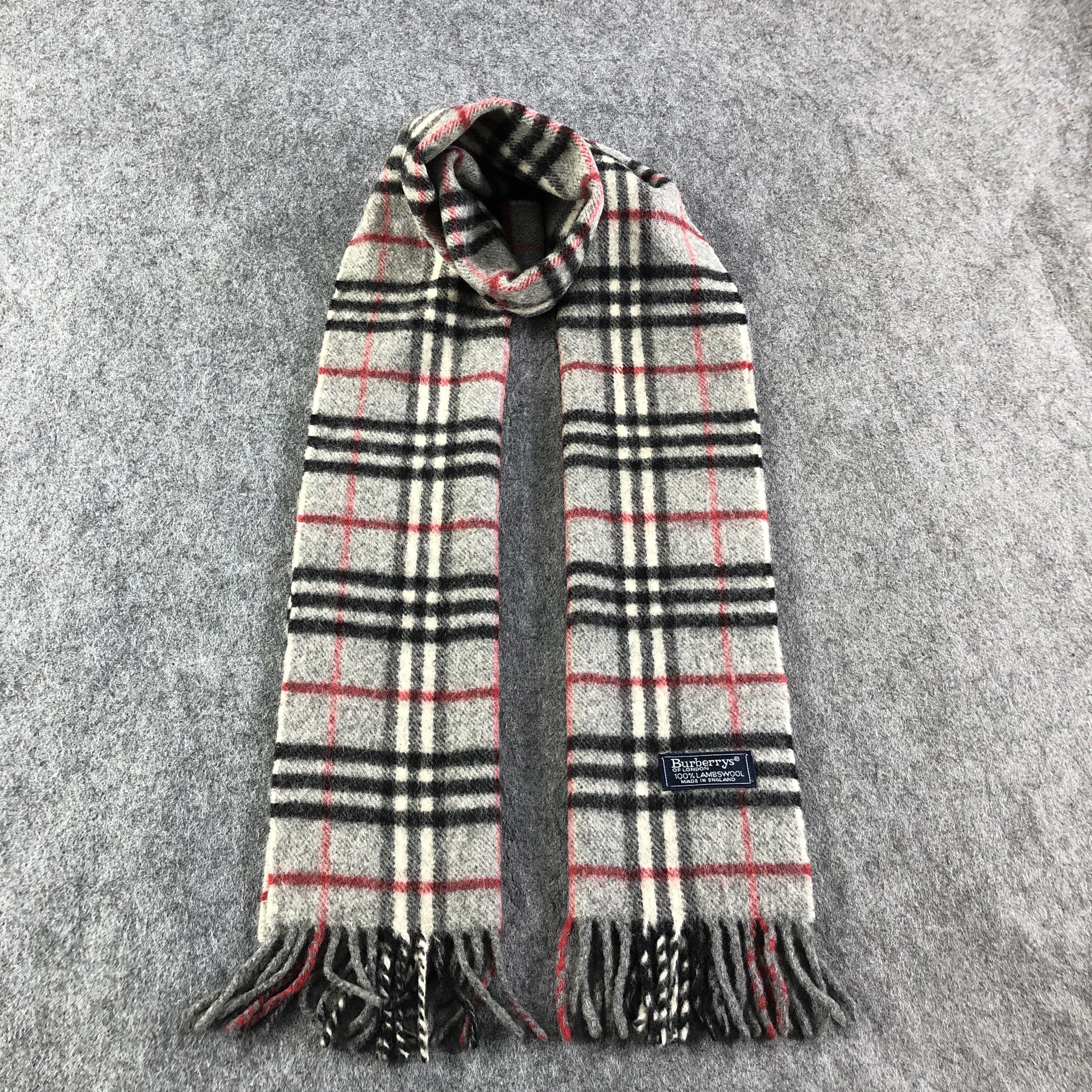 Burberry Burberrys Grey Nova Check Wool Scarf Muffler V1620 Size ONE SIZE - 1 Thumbnail