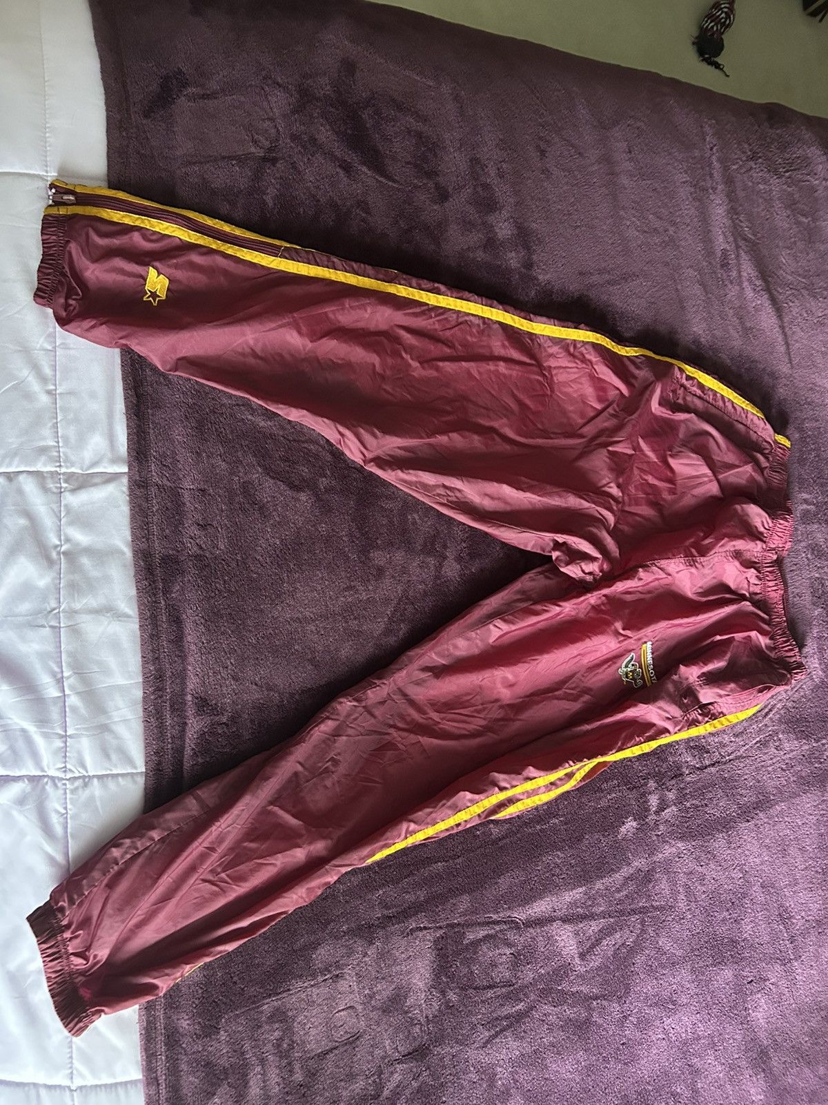 Starter Vintage 90s Minnesota Golden Gophers Starter Track Pants M Size US 32 / EU 48 - 1 Thumbnail