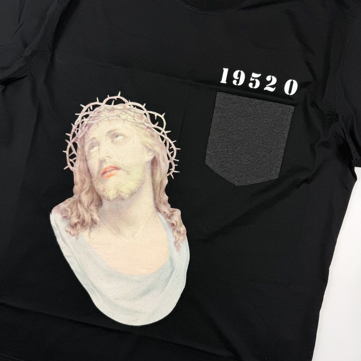 Givenchy Givenchy Jesus T-shirt *BRAND NEW* Size US XS / EU 42 / 0 - 2 Thumbnail