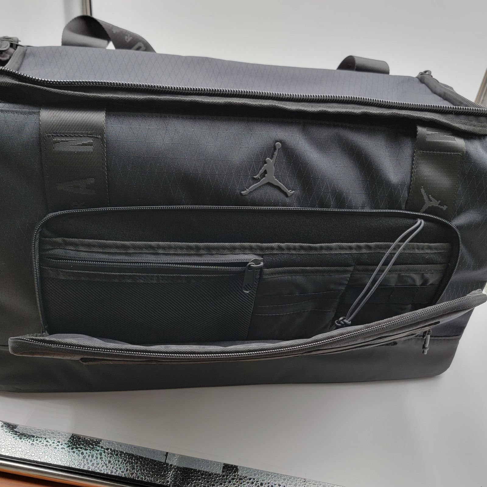 Jordan Brand Jordan Collectors 44L Duffle Travel Bag Black MA0932-023 Size ONE SIZE - 12 Thumbnail