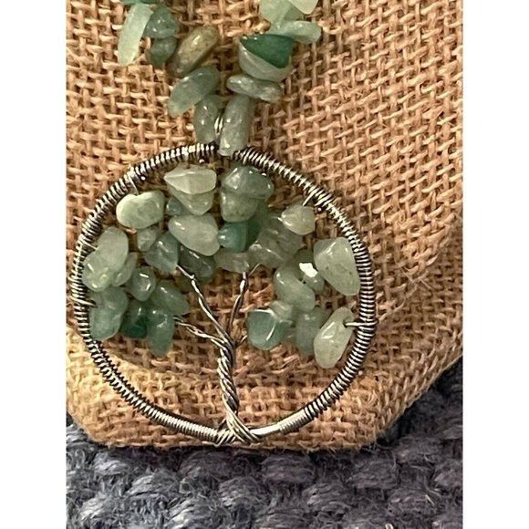 Other Tree of Life Pendant Necklace Jade Chip necklace silver Tone Size ONE SIZE - 2 Thumbnail