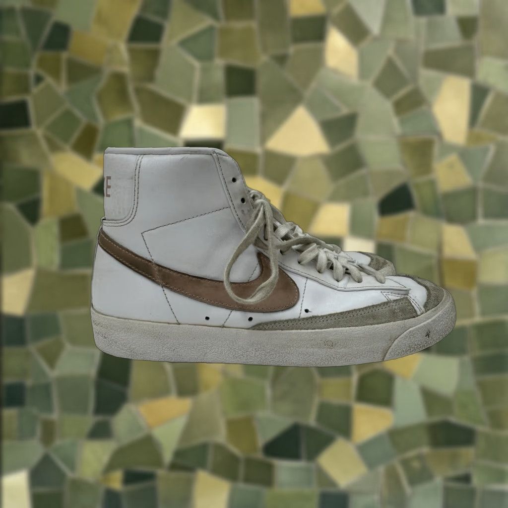 Nike Nike Blazer Mid 77 Womens Sneakers Size 11 Nike White Pink CZ1055-118 Shoes Size L / US 10 / IT 46 - 1 Thumbnail