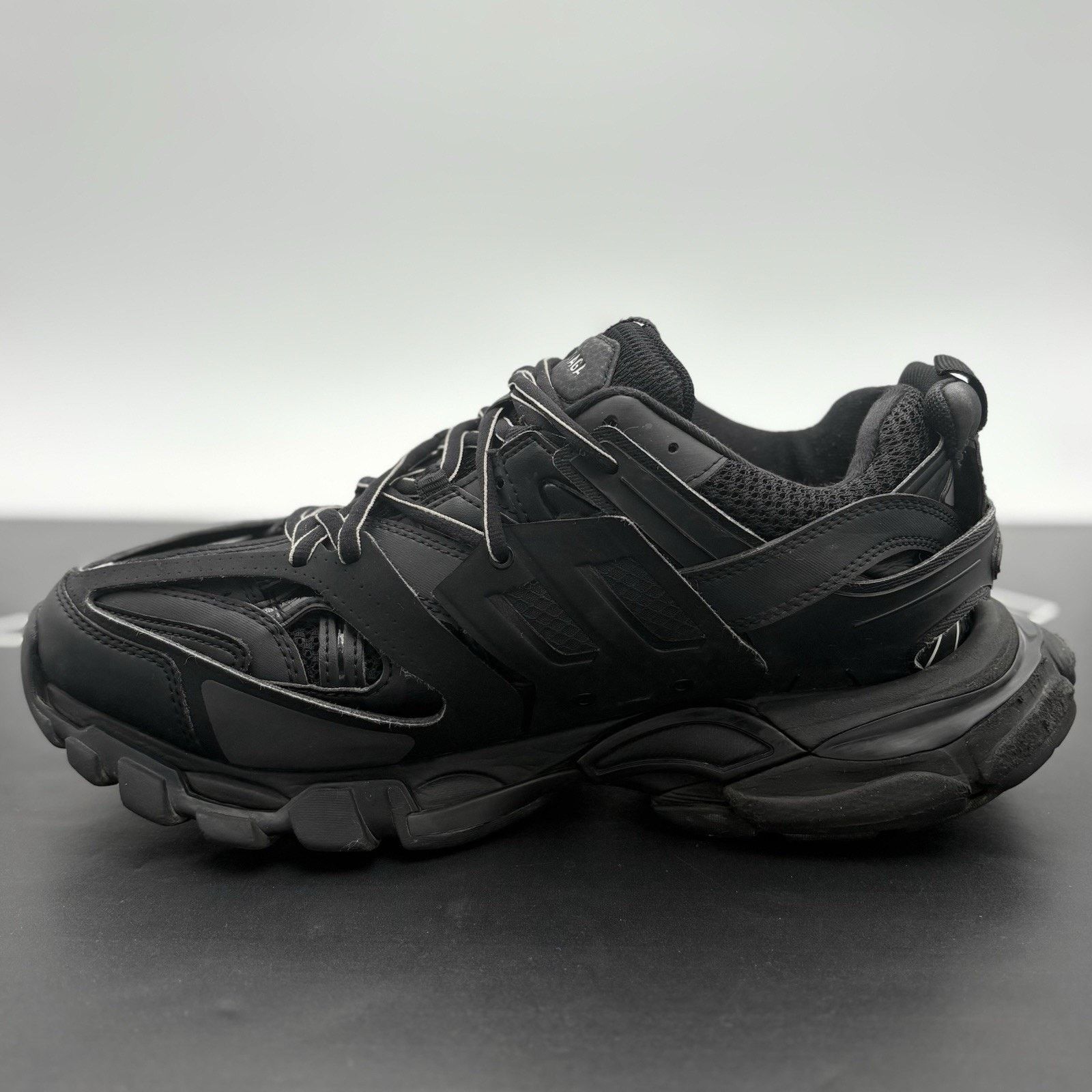 Balenciaga Balenciaga Track Sneaker ' Black ' | GOOD CONDITION! Size US 9 / EU 42 - 4 Thumbnail