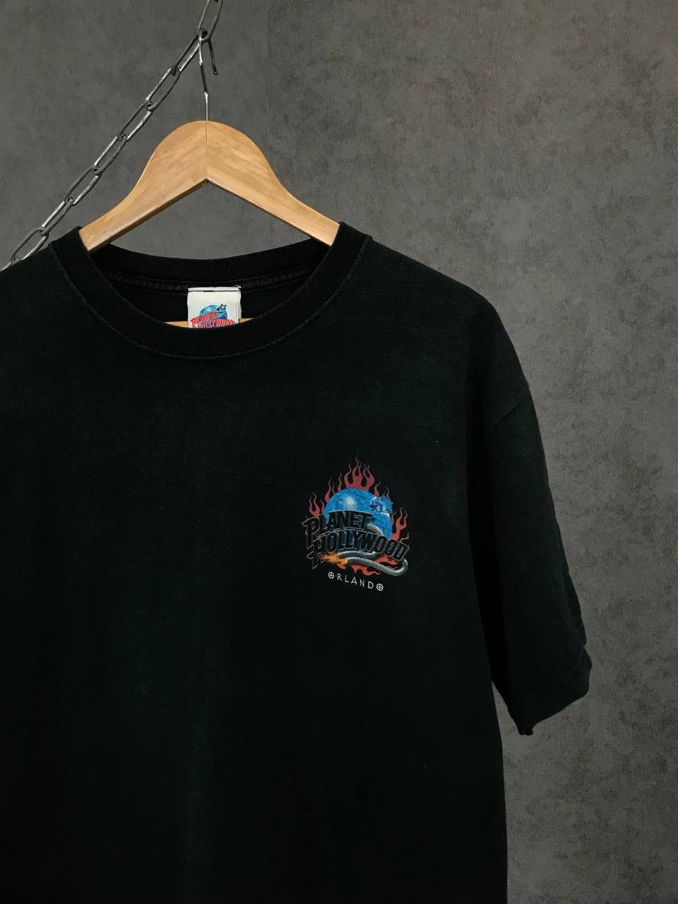 Planet Hollywood Planet Hollywood Orlando 2005 bike week rock big logo tee Size US L / EU 52-54 / 3 - 3 Thumbnail
