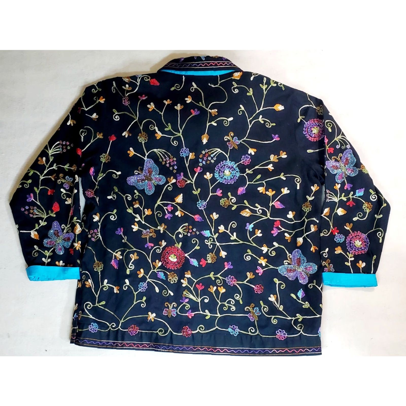 Quacker Factory VINTAGE Quacker Factory Women's 1X Beaded Butterfly Flower Embroidered Shirt Size XL / US 12-14 / IT 48-50 - 5 Thumbnail