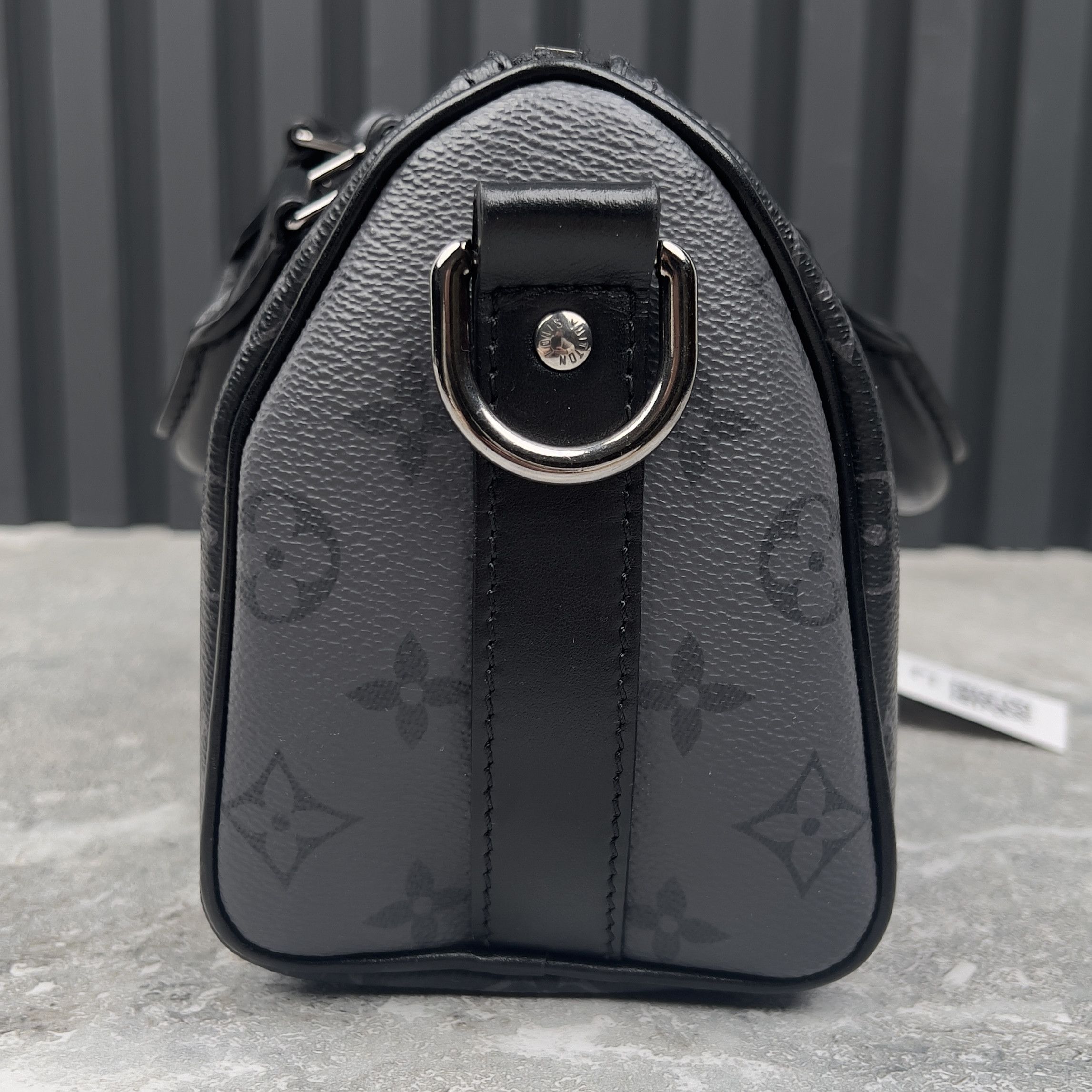 Louis Vuitton Keepall Bandoulière 25 Monogram Eclipse Handbag Size ONE SIZE - 5 Thumbnail