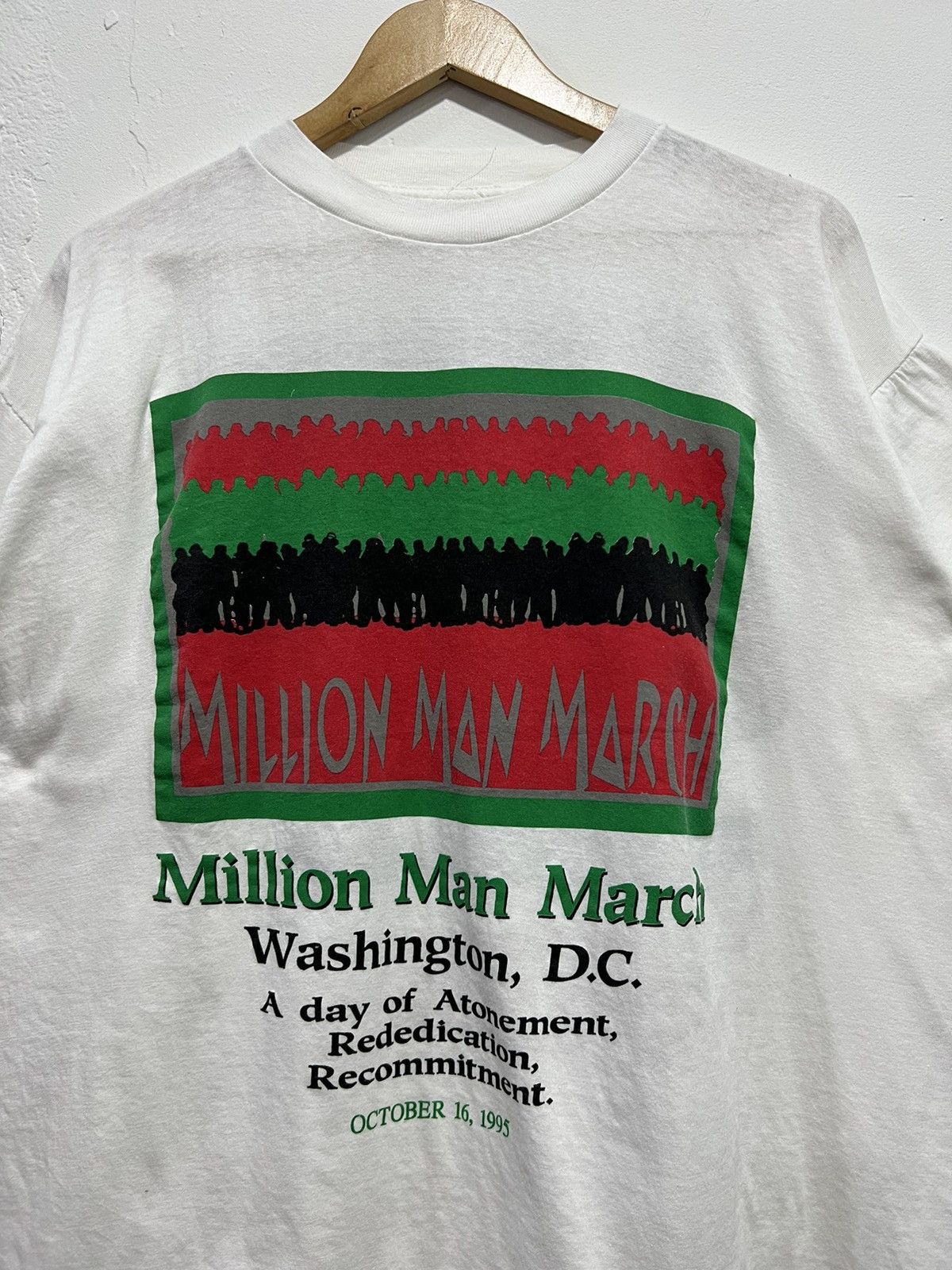 Vintage Vintage 1995’ Million Man March History Boxy Tshirt Size US XL / EU 56 / 4 - 2 Thumbnail