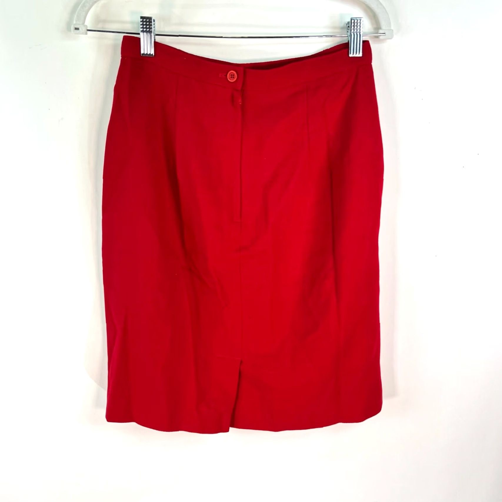 Vintage VTG Gianni Wool Skirt Women's Size 8 Red Zip Button Closure Knee Length A-Line Lined Chambray 100% Wool Vintage USA Gianni Skirt Womens 8 Red Size 30" / US 8 / IT 44 - 5 Thumbnail