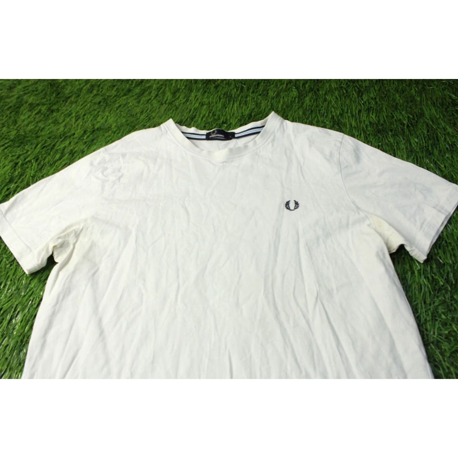 Fred Perry FRED PERRY ORIGINAL MEN CASUAL SHORT SLEEVE SHIRT T-SHIRT JERSEY SIZE L LARGE White Crew Neck 100% Cotton Jersey Men's T-Shirt Basic Shirt Size US L / EU 52-54 / 3 - 2 Thumbnail