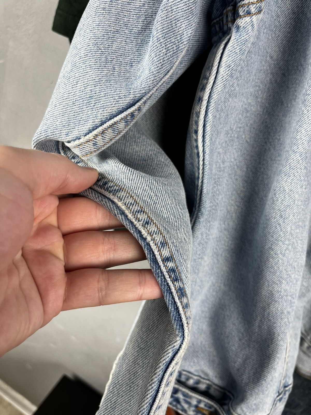 Levi's Levis distressed denim jacket vintage Size US L / EU 52-54 / 3 - 17 Thumbnail