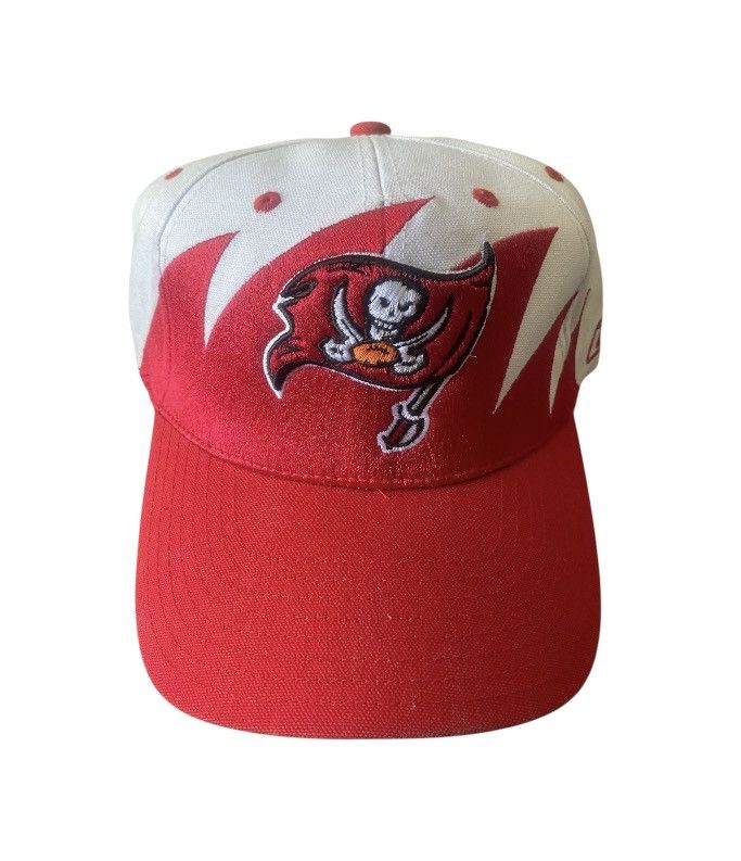 NFL × Reebok × Vintage Vintage Reebok Tampa Bay Buccaneers Hat Size ONE SIZE - 1 Thumbnail