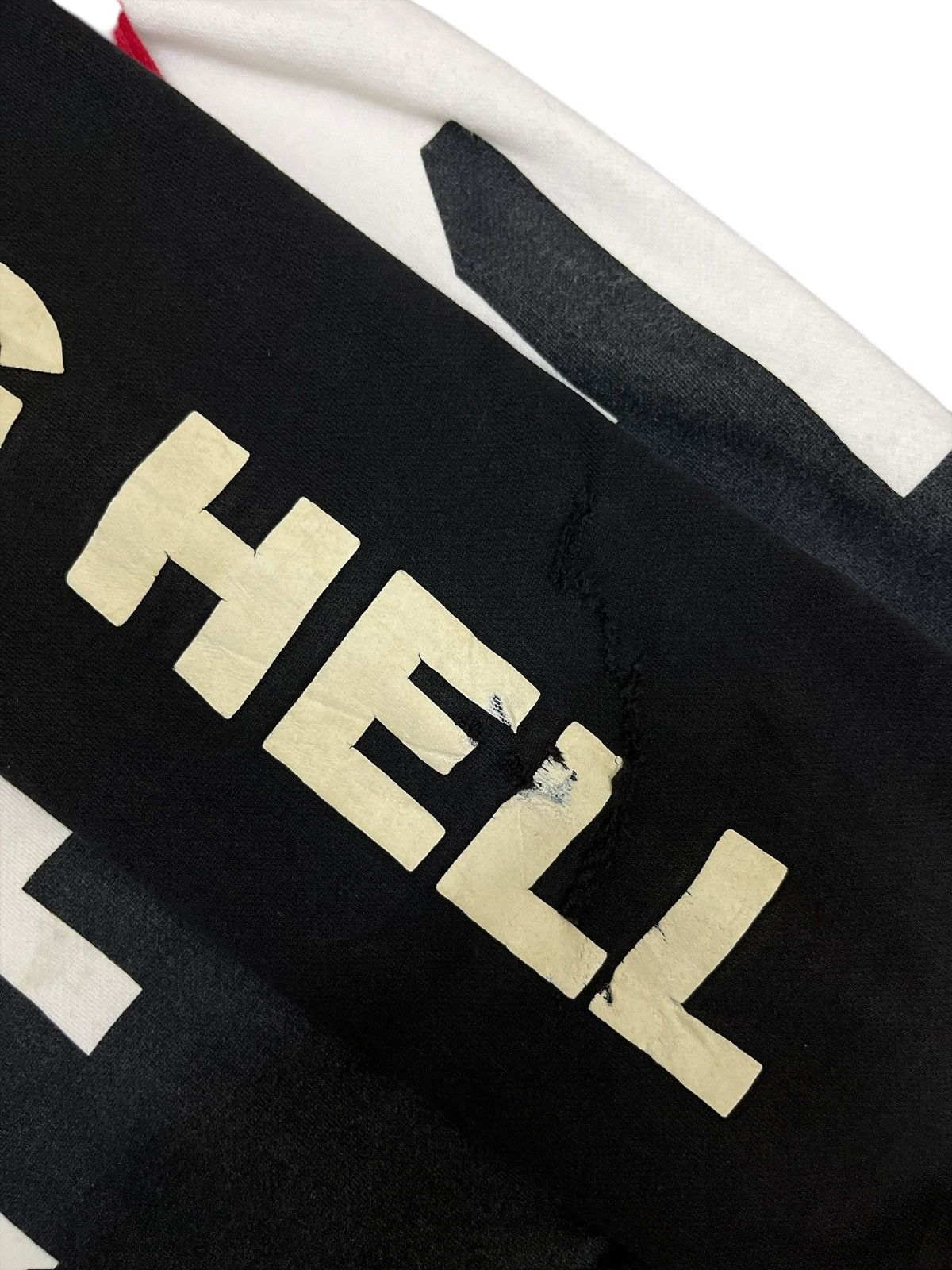Supreme Vintage Supreme 2005 Raising Hell Size US L / EU 52-54 / 3 - 11 Thumbnail