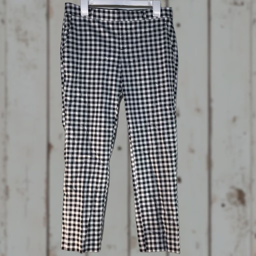 Banana Republic VINTAGE Banana Republic Dress Pants Womens Size 6P Check Tapered Trousers Fall Spring Summer Black/White Size 28" / US 6 / IT 42 - 1 Thumbnail
