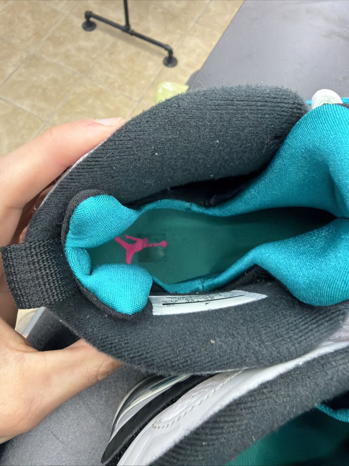 Jordan Brand Nike Air Jordan 8 Retro South Beach OG VIII 305381–113 Size US 9.5 / EU 42-43 - 18 Thumbnail