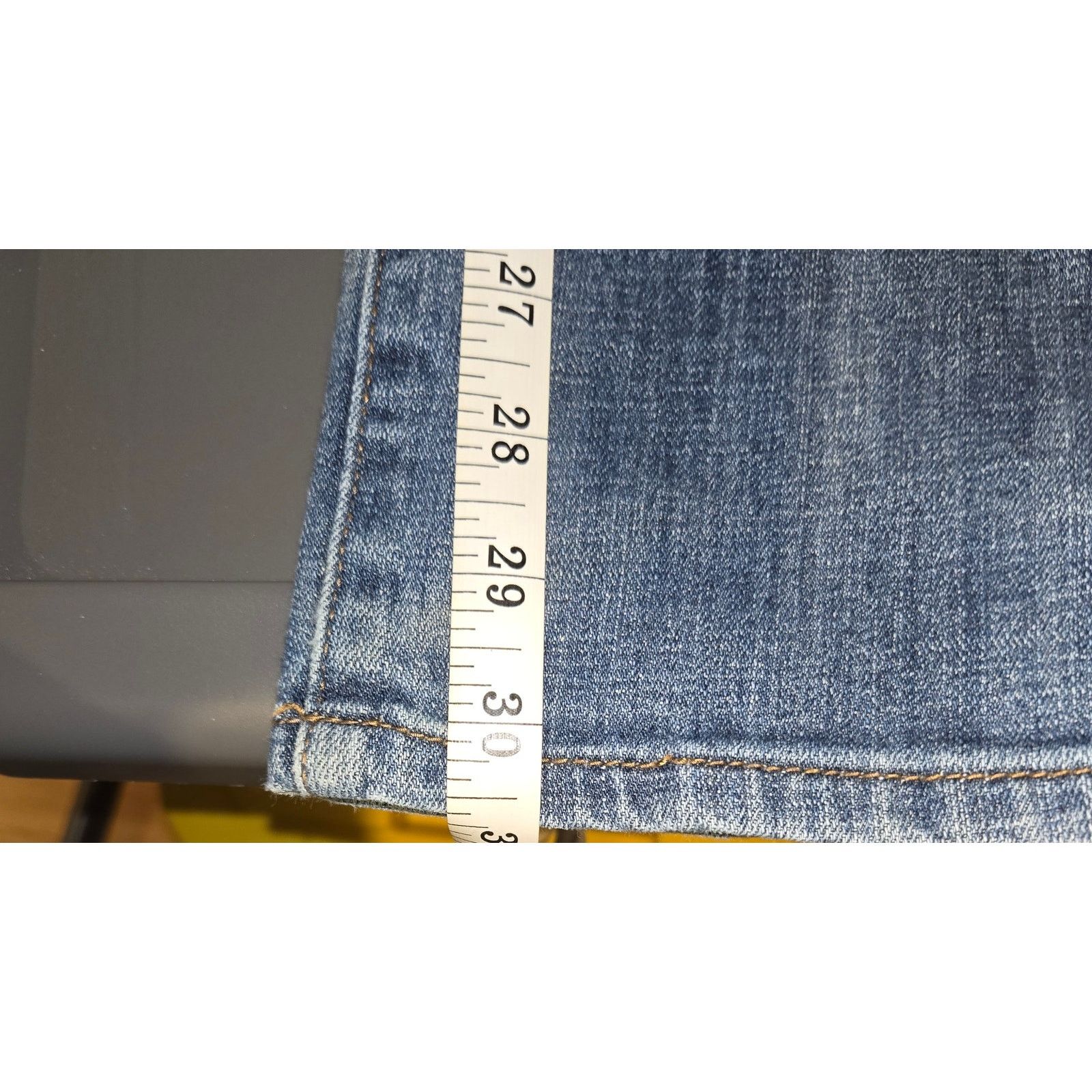 Lucky Brand Lucky Brand 221 Straight jeans sz 32 Size US 32 / EU 48 - 8 Thumbnail