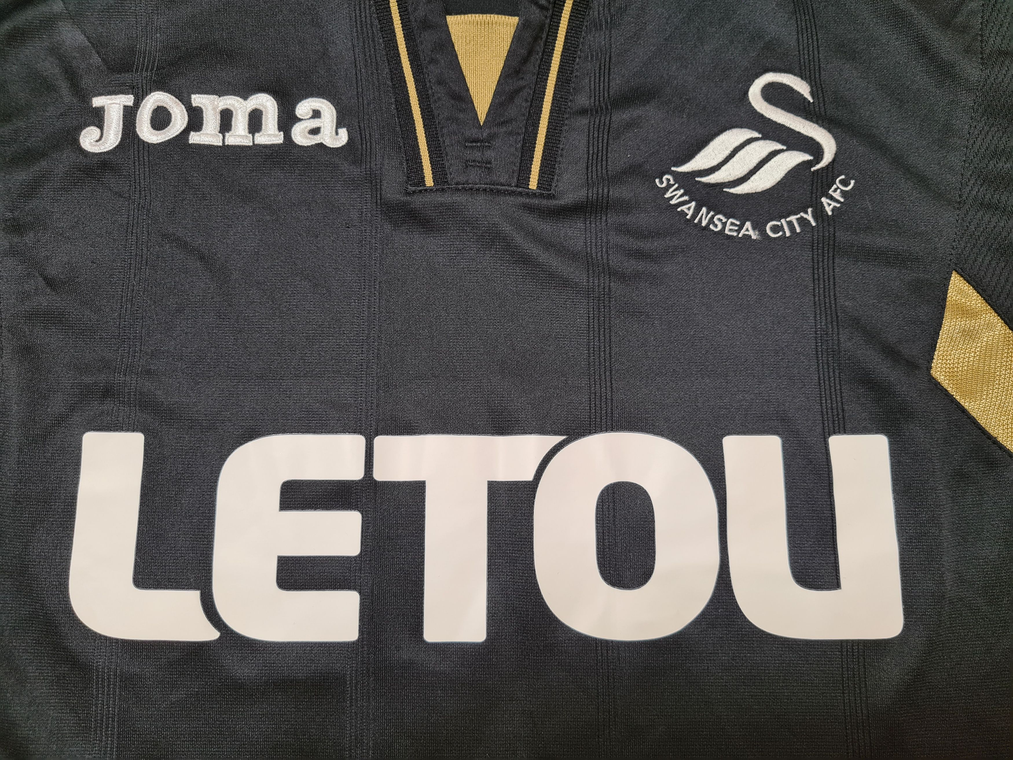 All Sport SWANSEA CITY 2017 2018 THIRD FOOTBALL SHIRT SOCCER JERSEY Size US XL / EU 56 / 4 - 3 Thumbnail