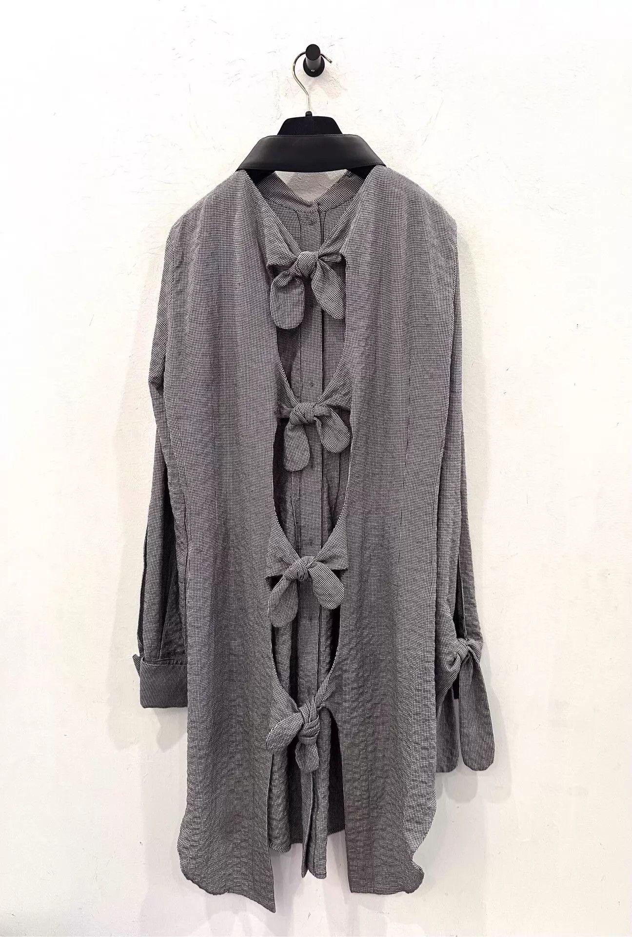 Loewe Loewe Women's Gray Check Shirtdress w/Black Leather Bow Back Size XS / US 0-2 / IT 36-38 - 3 Thumbnail