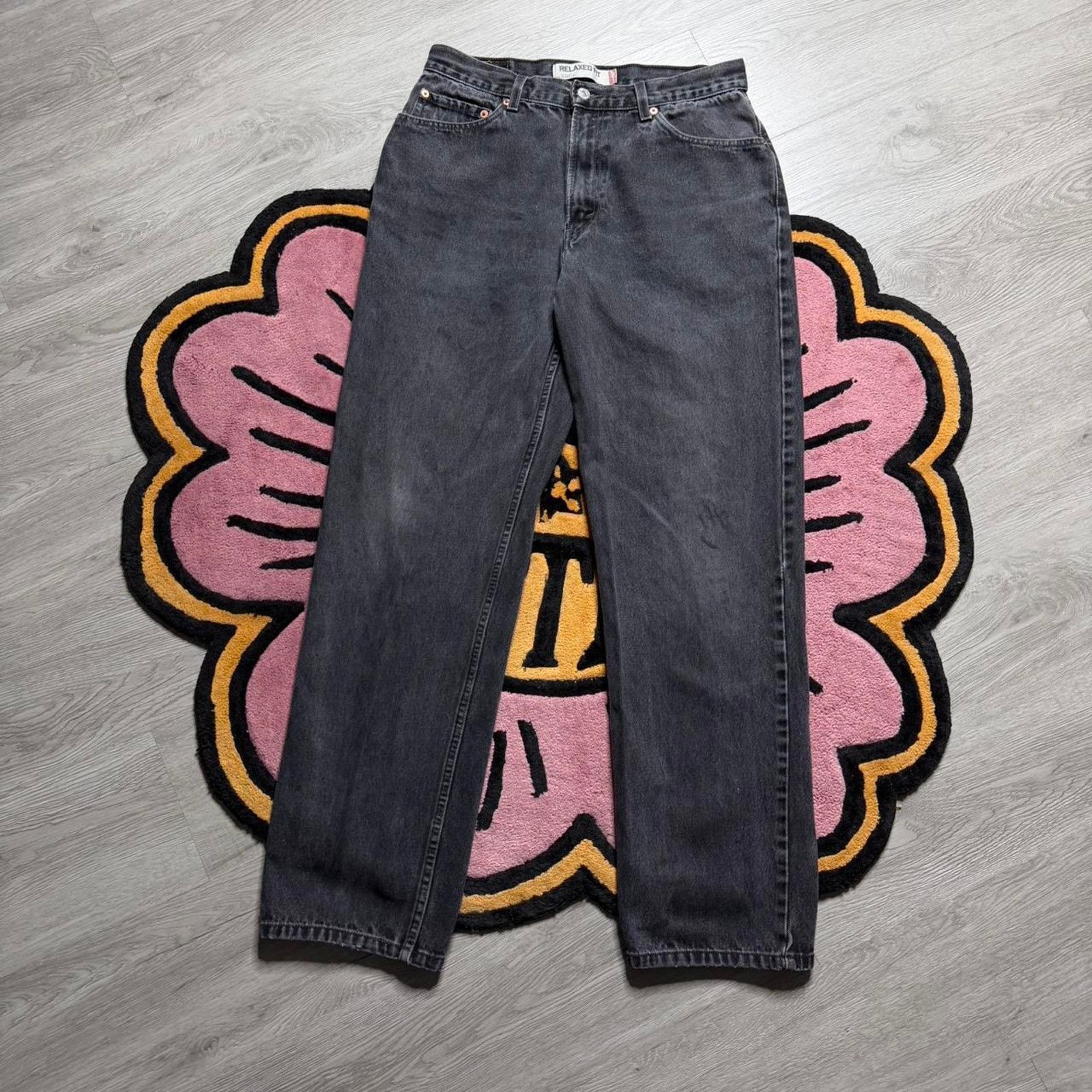 Vintage Y2K Levi’s Strauss 550 Relaxed Fit Denim Jeans 34x34