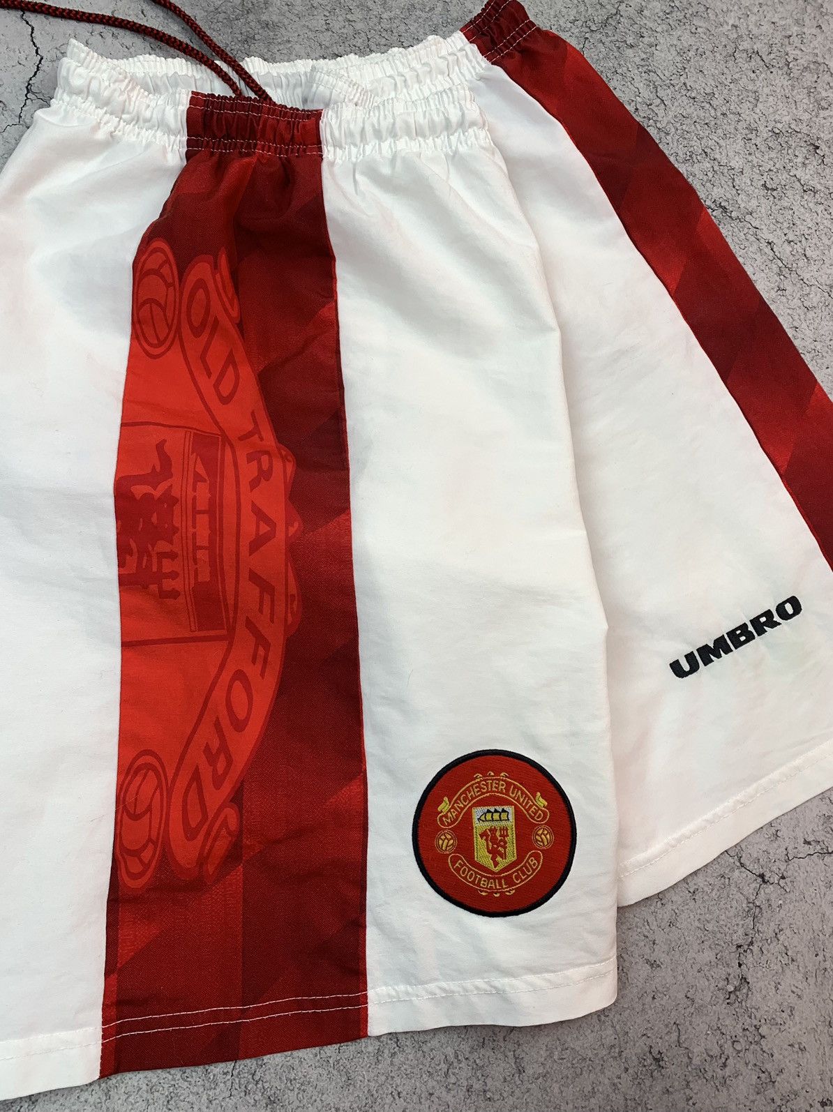 Umbro Manchester United Vintage 1996 1998 Shorts Umbro Size 34 L Size US 34 / EU 50 - 5 Thumbnail