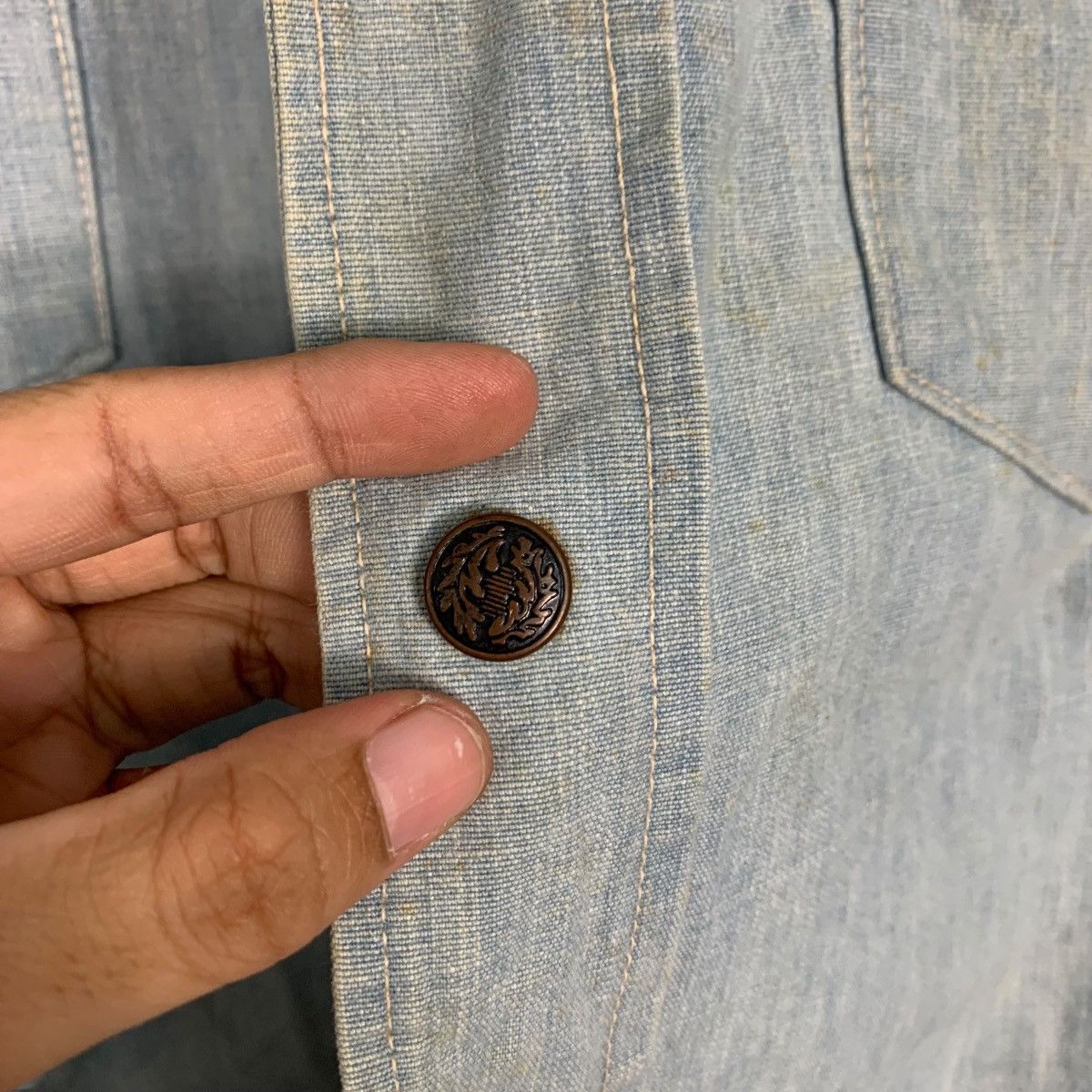 Japanese Brand Vintage 90's DOMINGO Denim Shirt #2925-C132 Size US M / EU 48-50 / 2 - 15 Thumbnail