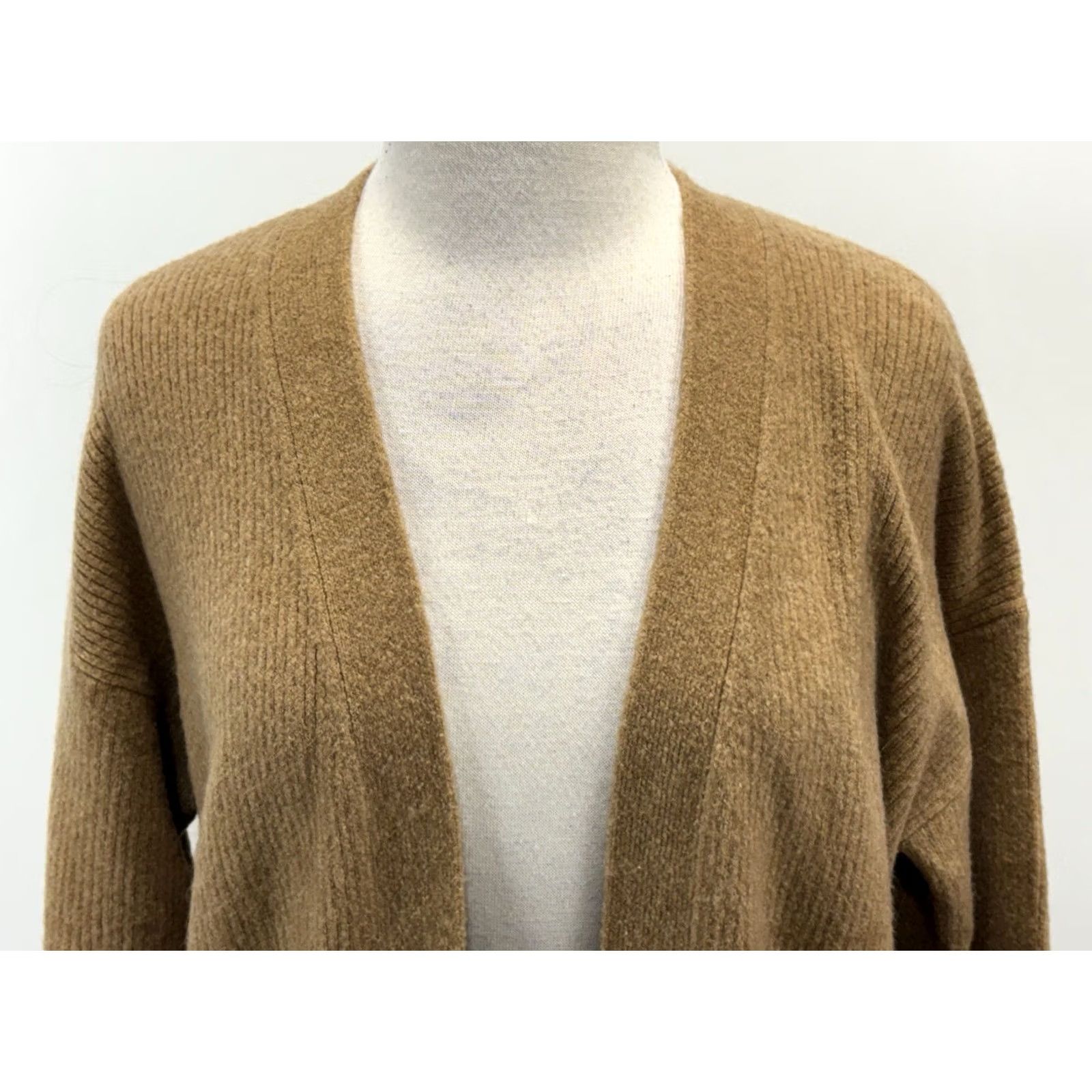 J.Crew J. Crew Cardigan Sweater Women’s M Tan Open Front Mid Length Solid Knit Acrylic Blend Vintage No Size M / US 6-8 / IT 42-44 - 5 Thumbnail