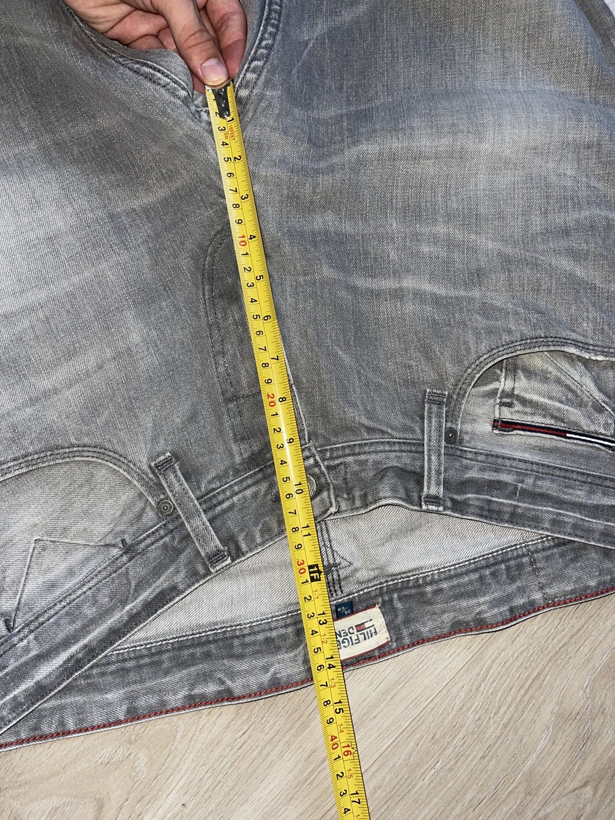 Tommy Hilfiger Vintage tommy hilfiger jeans blue denim 34/32 Size US 34 / EU 50 - 12 Thumbnail