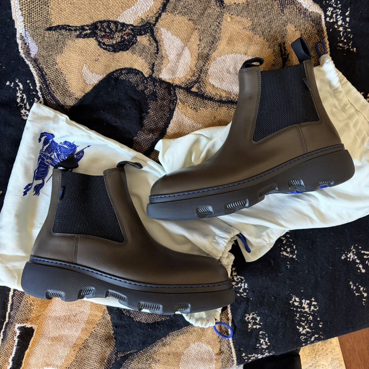 Burberry Leather Creeper Low Chelsea Boots Size US 9.5 / EU 42-43 - 1 Thumbnail