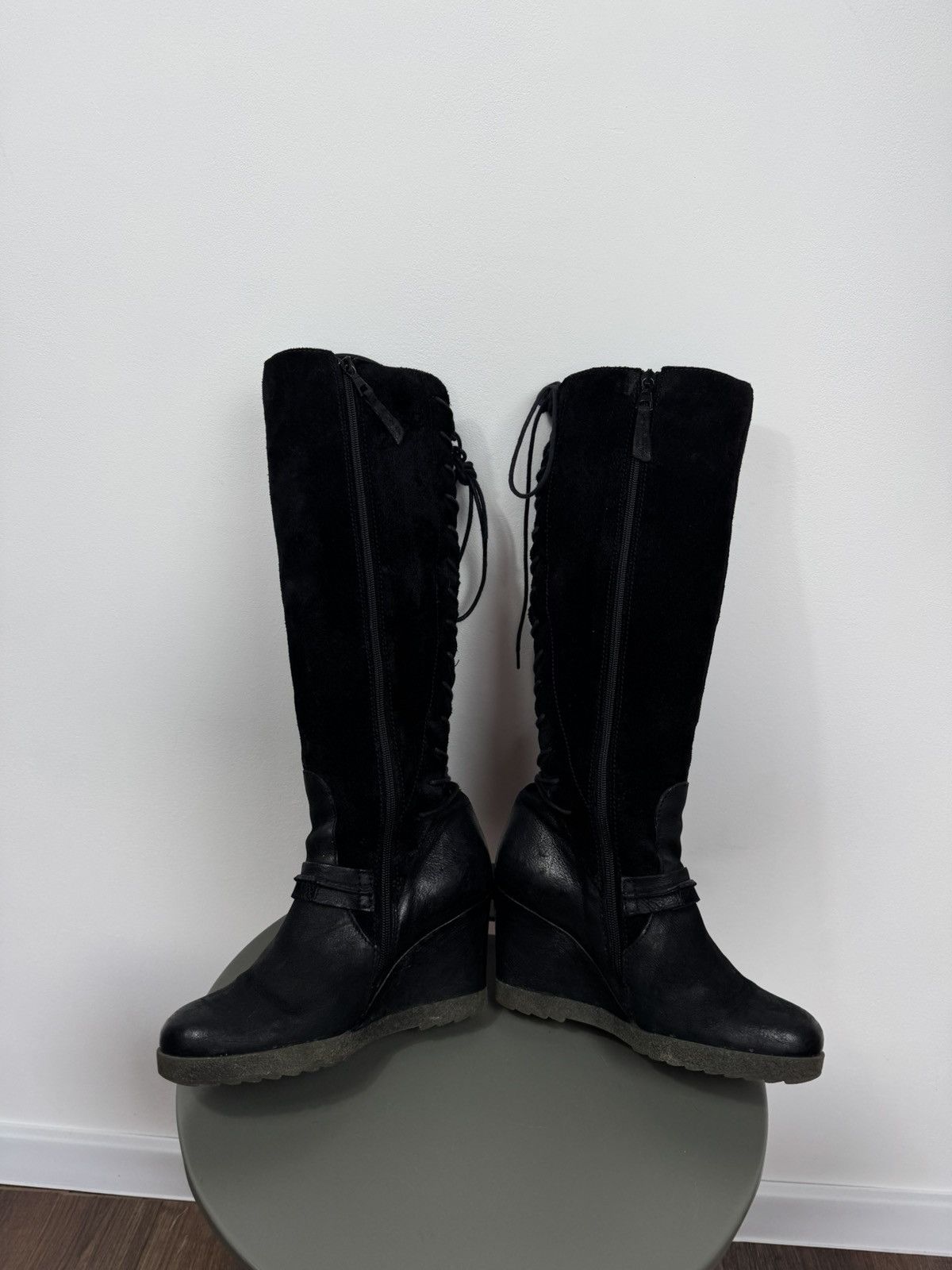 Other Vintage Black Wedge Knee High Boots Back Lace Up Suede EU 38 Size US 7 / IT 37 - 6 Thumbnail