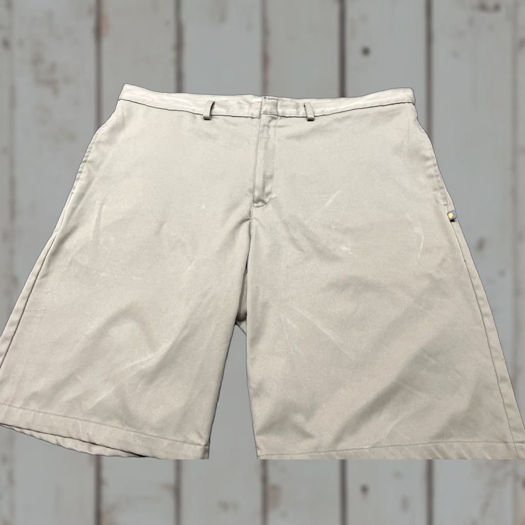 Vintage DENNIS M40 Mens Khaki Flat Front Stretch Twill Shorts Polyester | Regular Fit | 40 Waist | Beige, Solid, Chino, Casual Workwear Size US 40 / EU 56 - 1 Thumbnail