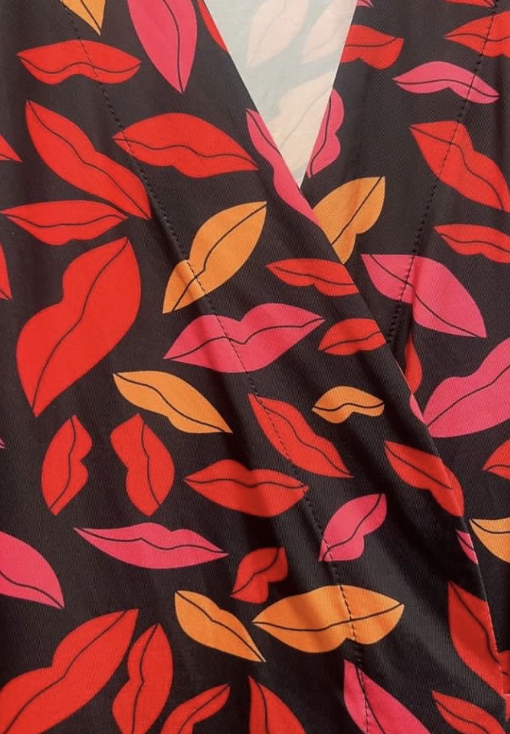 Diane von Furstenberg DVF lips Wrap Dress Size XS / US 0-2 / IT 36-38 - 4 Thumbnail