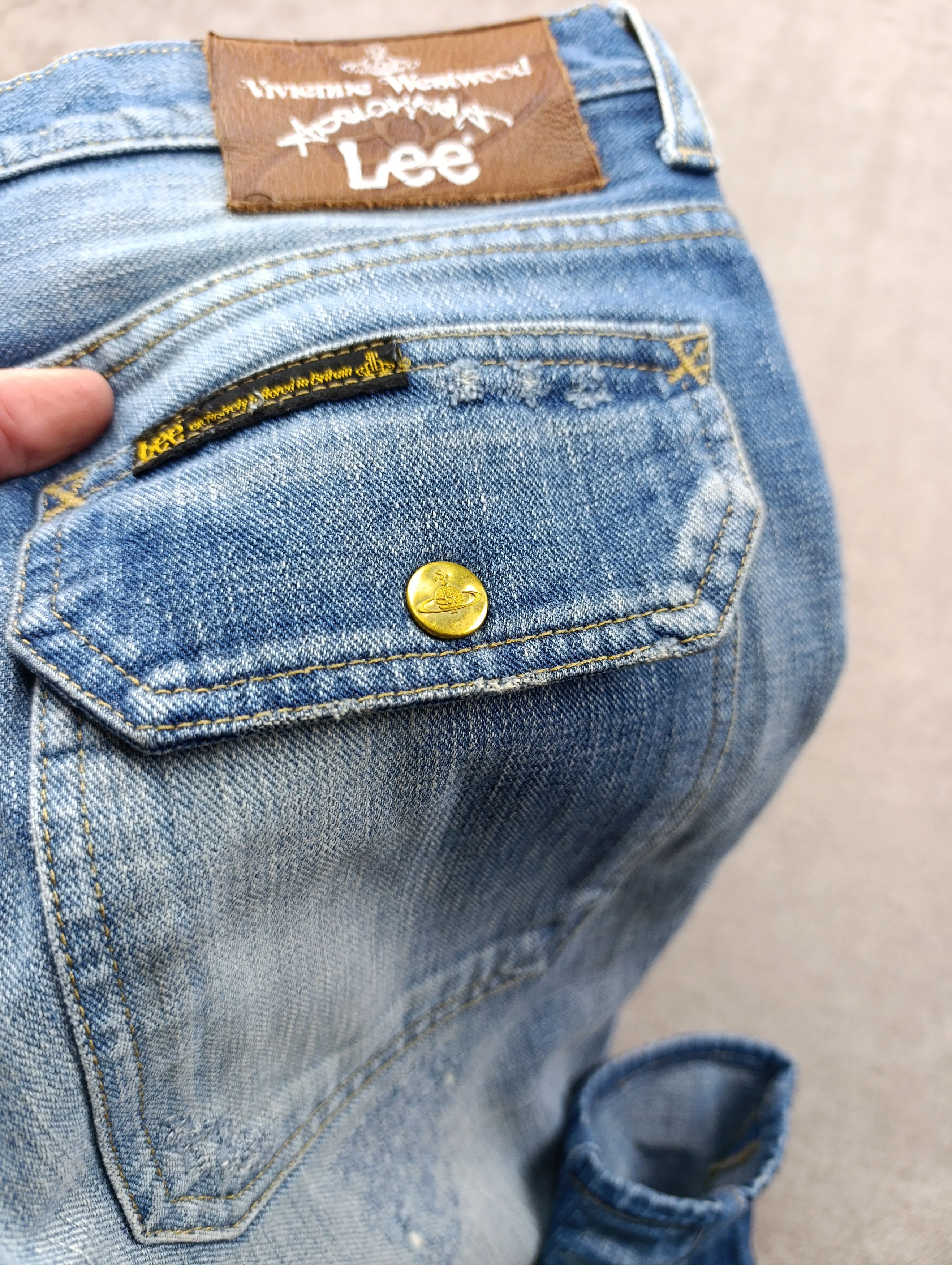 Lee × Vivienne Westwood Lee × Vivienne Westwood Pamela Jeans Denim Pants Size 26" / US 2 / IT 38 - 7 Thumbnail