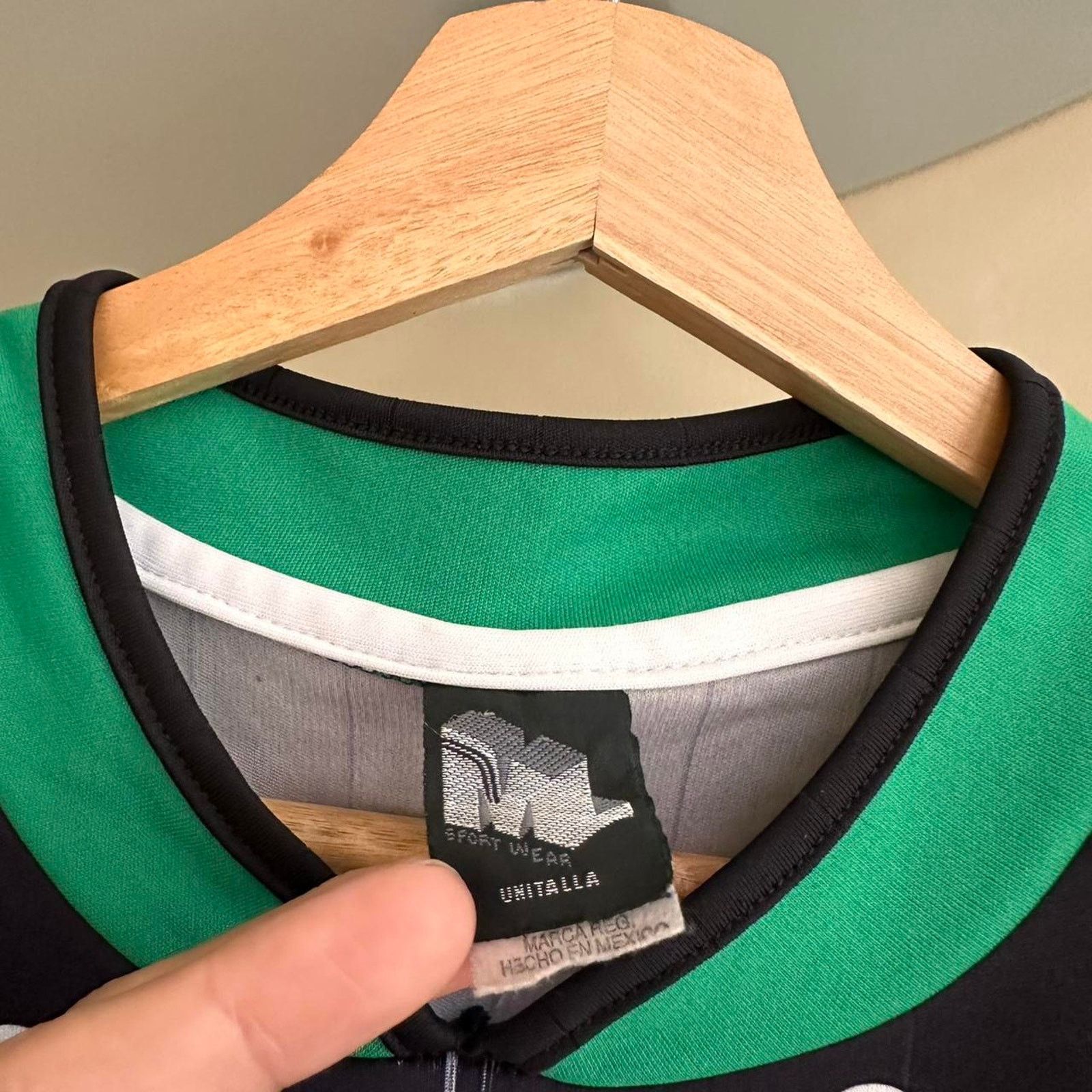 Vintage Vintage Santos Laguna Jersey Size US XL / EU 56 / 4 - 4 Thumbnail
