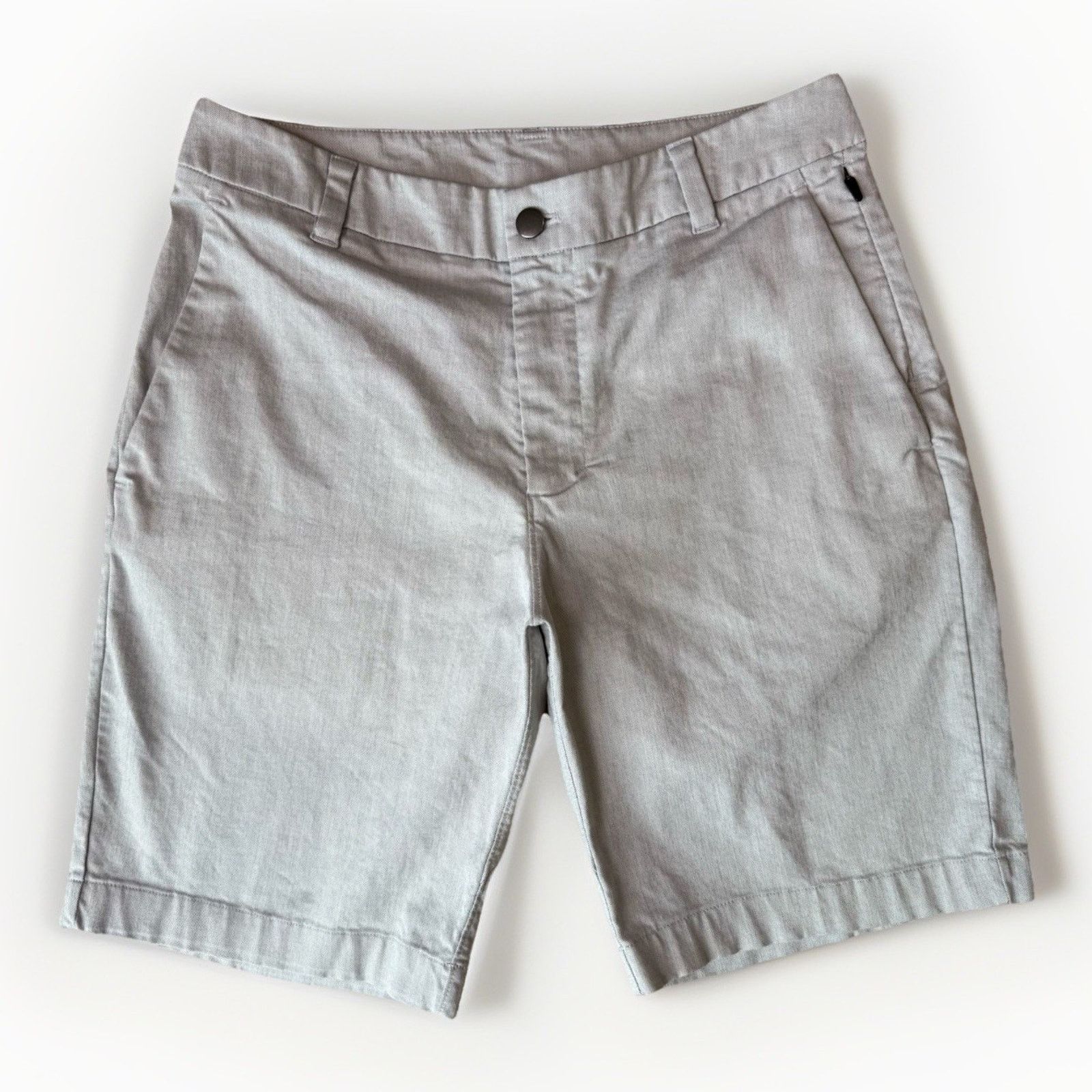 Lululemon Lululemon Commission Shorts 30 Gray 9" Inseam Minimalist Size US 30 / EU 46 - 1 Thumbnail