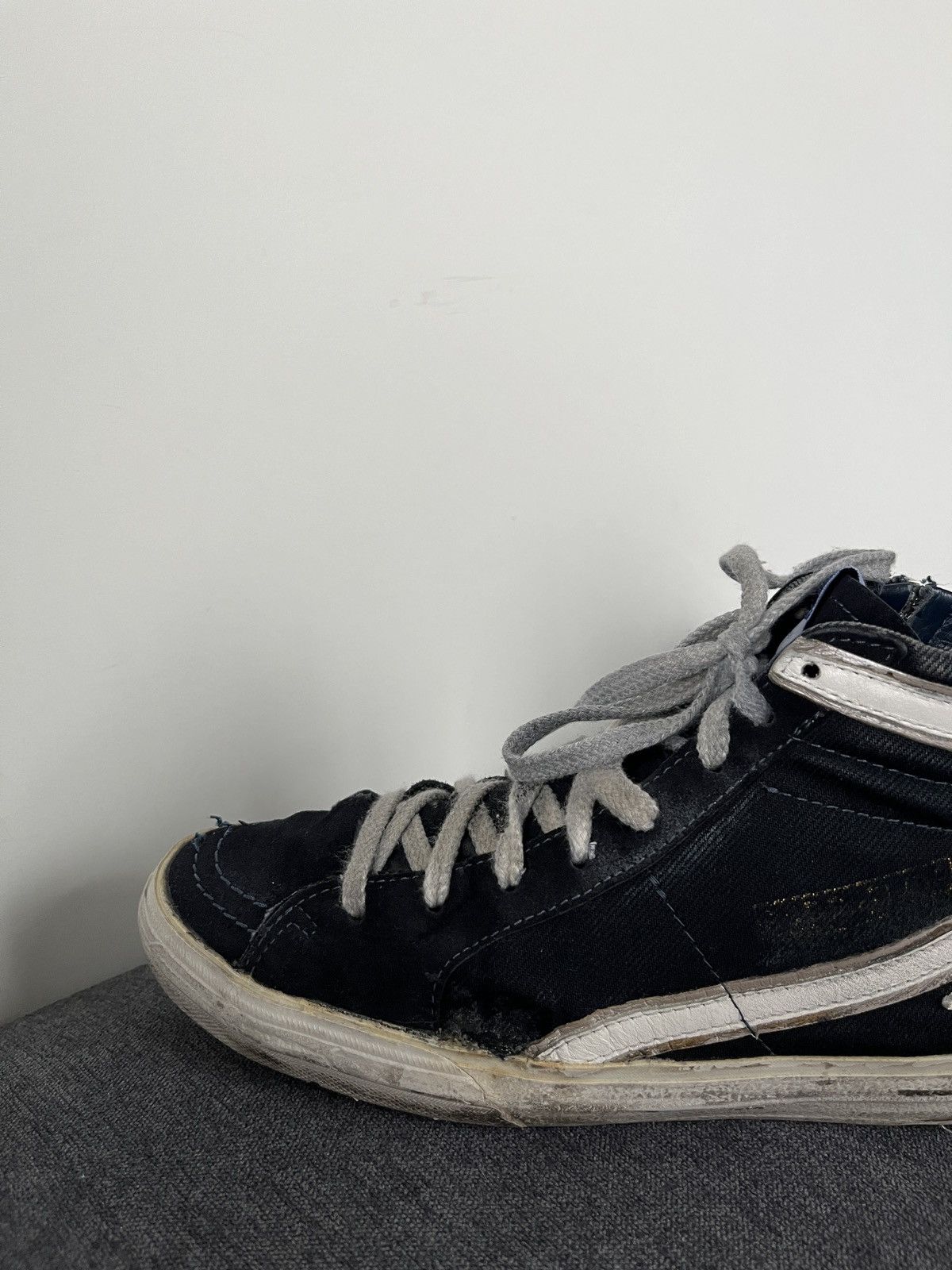 Golden Goose Golden Goose Slide Distressed Hi-top Sneakers Size US 7 / EU 40 - 15 Thumbnail