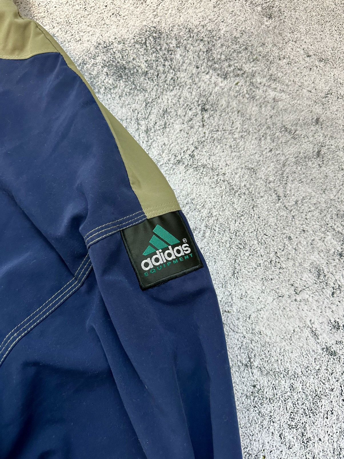 Adidas Vintage Adidas Equipment Double-Sided Jacket Big Logo E Size US L / EU 52-54 / 3 - 7 Thumbnail