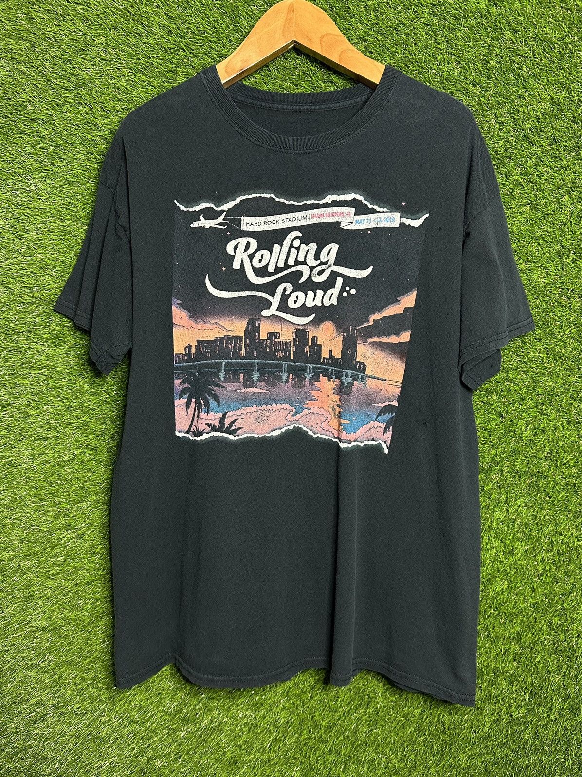 Rap Tees × Vintage 🚨Vintage Rolling Loud 2015 Rap Tee Promo T-Shirt Size US XL / EU 56 / 4 - 2 Thumbnail