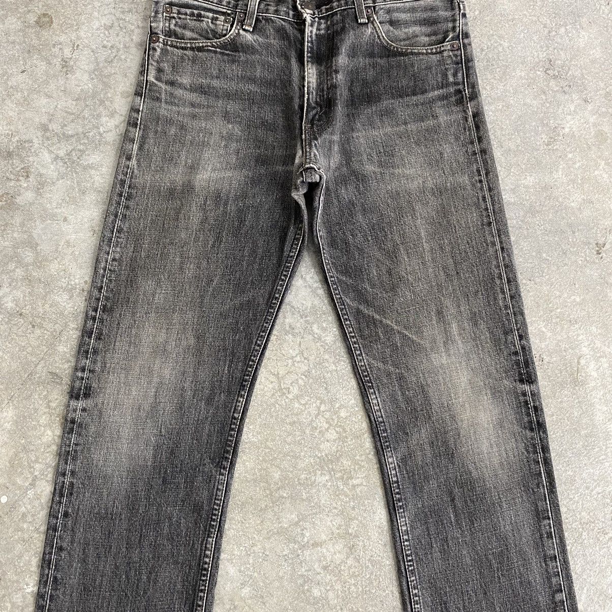 Levi's VTG 2003 Levi’s 505 Faded Grey Denim Jeans Size US 32 / EU 48 - 2 Thumbnail