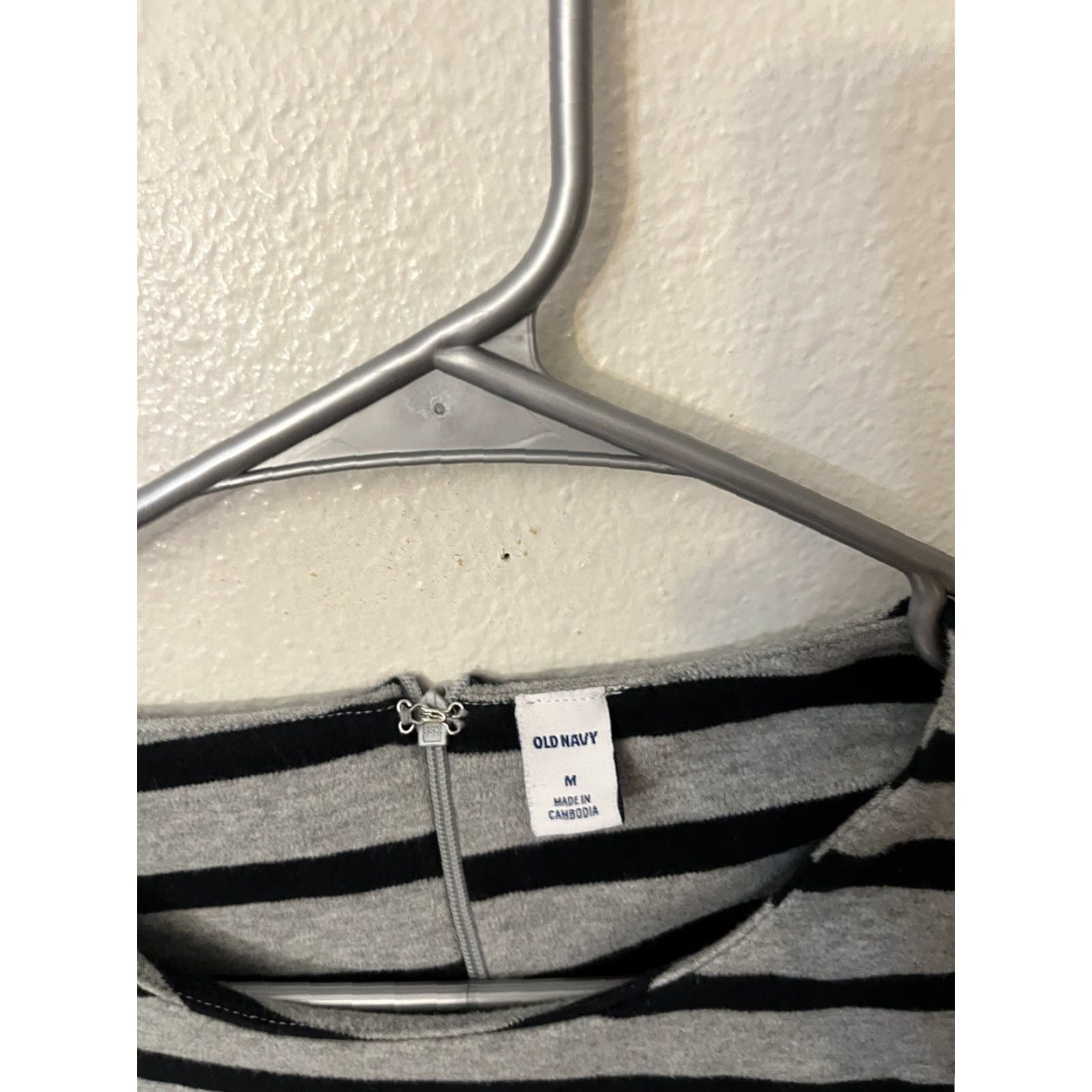 Old Navy Old Navy Dress Womens Medium Ponte Knit Sheath Gray Black Stripe 3/4 Sleeve Size M / US 6-8 / IT 42-44 - 3 Thumbnail