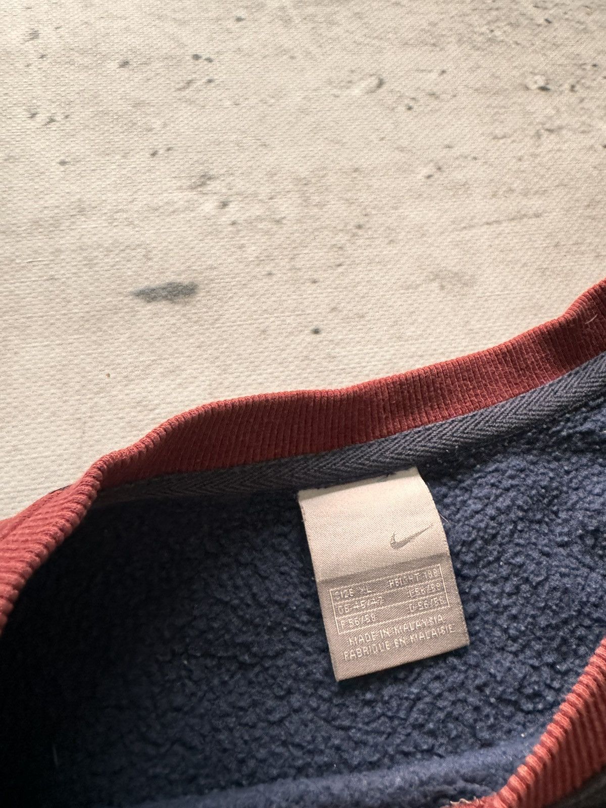 Nike × Vintage NIKE VINTAGE CENTER LOGO OVERSIZE BOXY SWEATSHIRT Size US XL / EU 56 / 4 - 6 Thumbnail