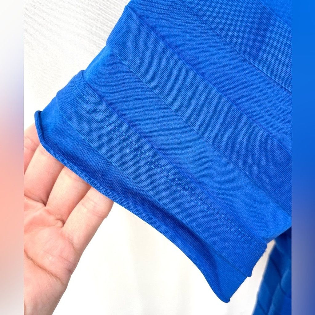 Emporio Armani EMPORIO ARMANI Blue Horizontal Tonal Stripe T-Shirt Size M Size US M / EU 48-50 / 2 - 5 Thumbnail
