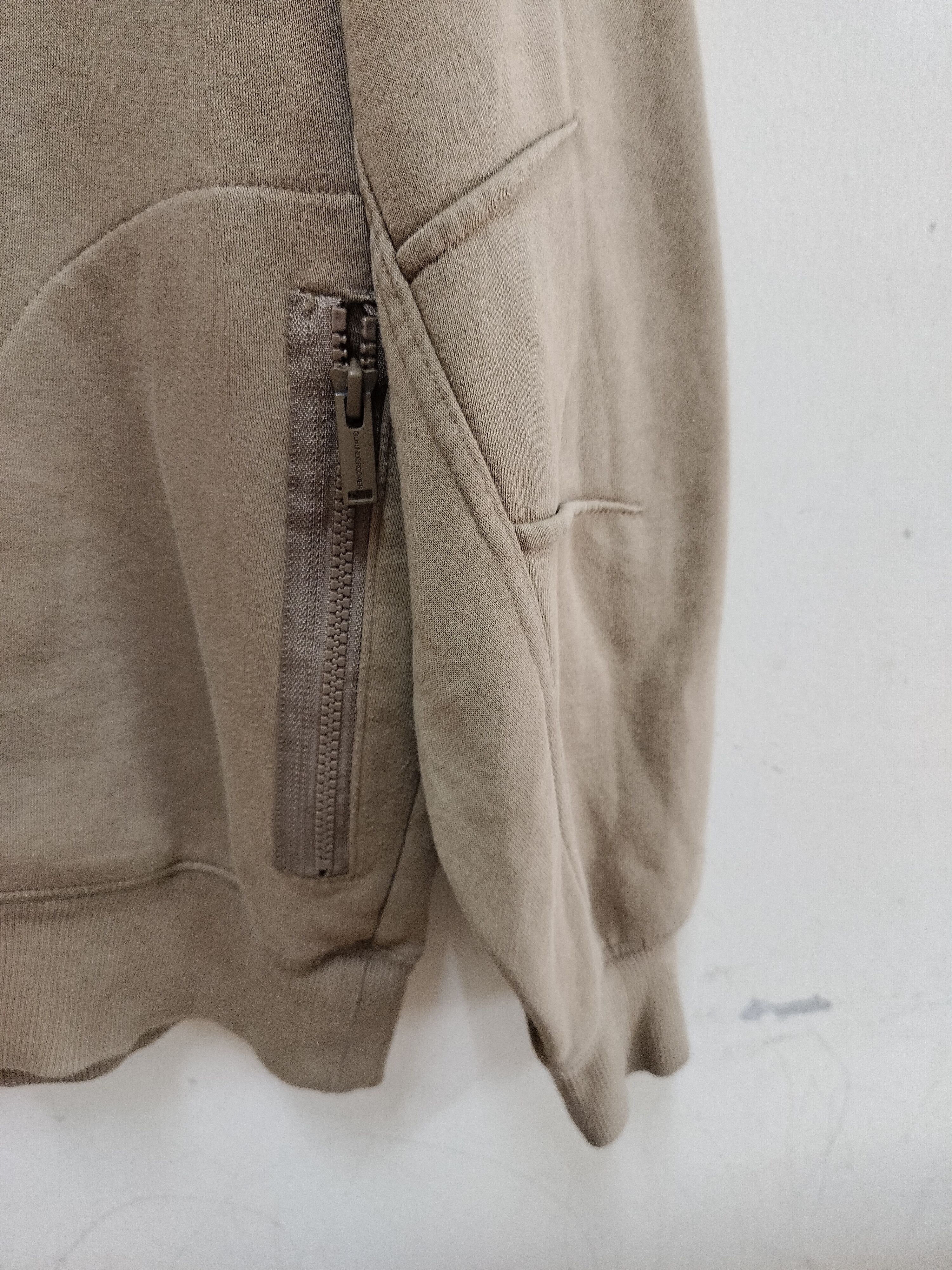 GU × Undercover Undercover X GU pin and roses sweatshirt Size US XL / EU 56 / 4 - 2 Thumbnail