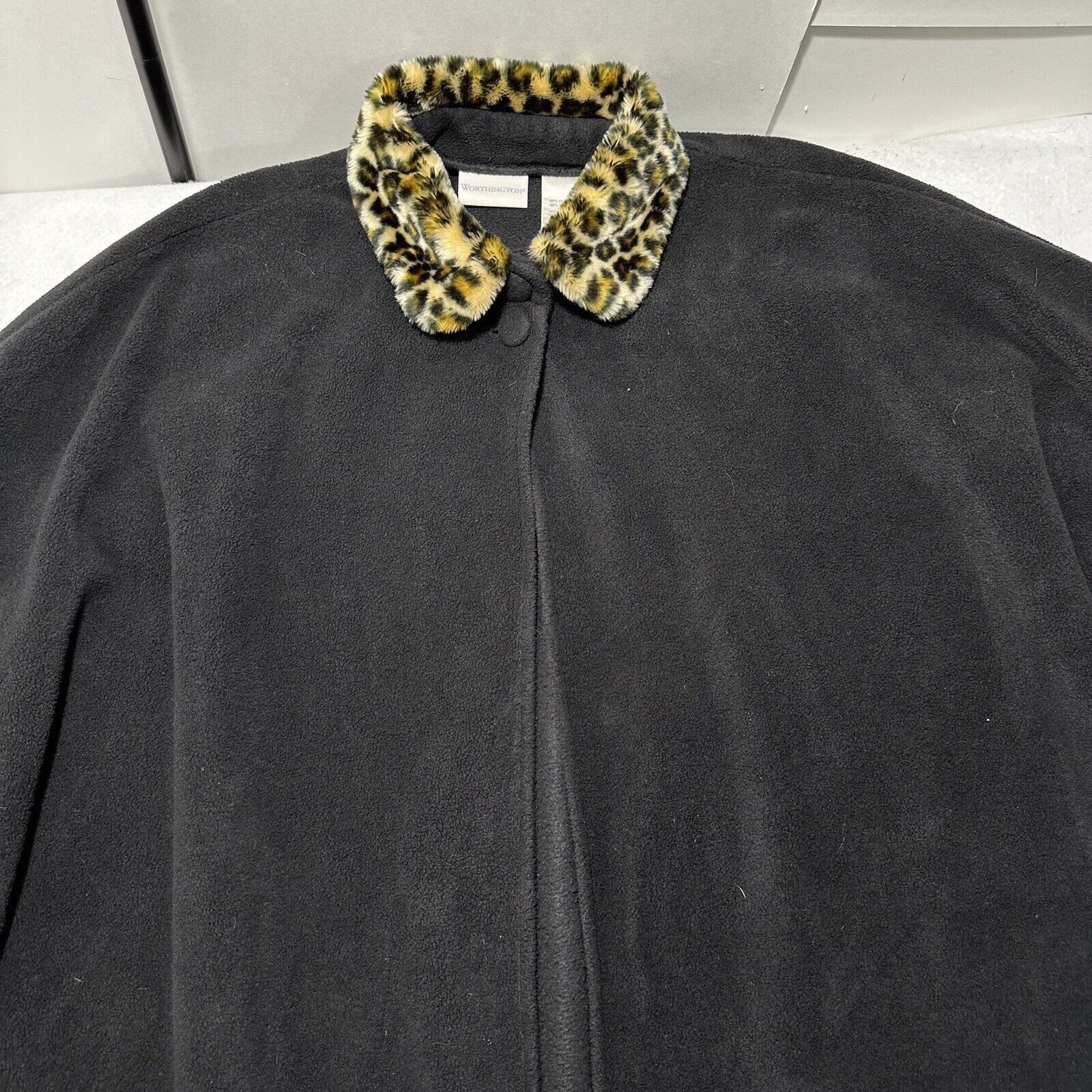 Other Worthington One Size Fleece Cape Poncho Faux Fur Leopard Size ONE SIZE - 2 Thumbnail