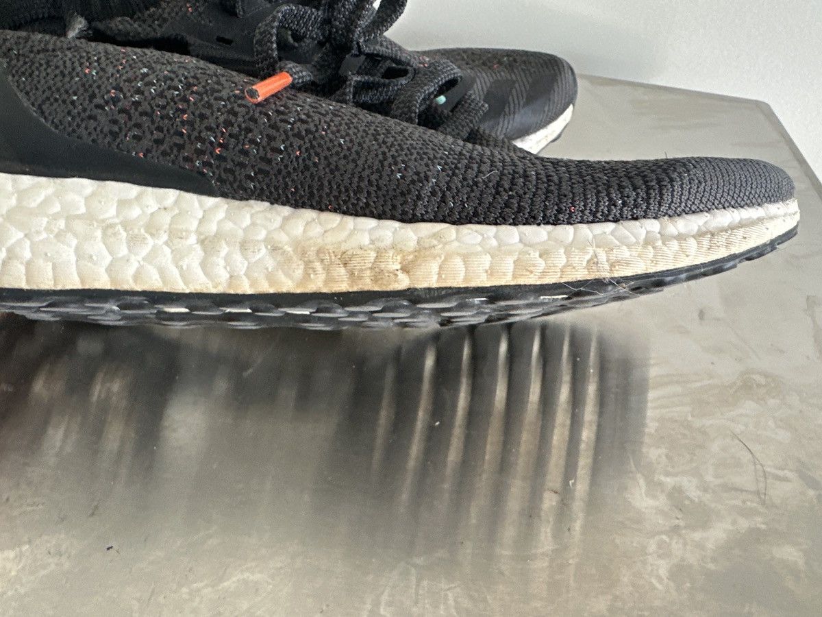 Adidas Adidas Ultraboost Size US 10 / EU 43 - 8 Thumbnail