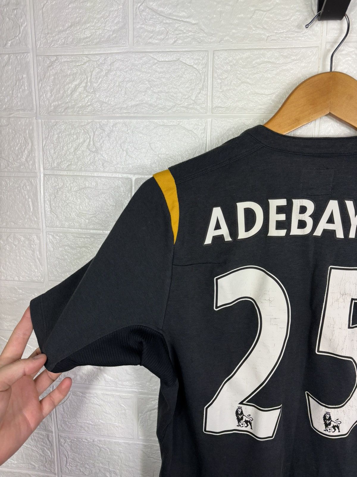 Umbro MANCHESTER CITY 2009 2010 JERSEY UMBRO MEN #25 ADEBAYOR Size US S / EU 44-46 / 1 - 14 Thumbnail