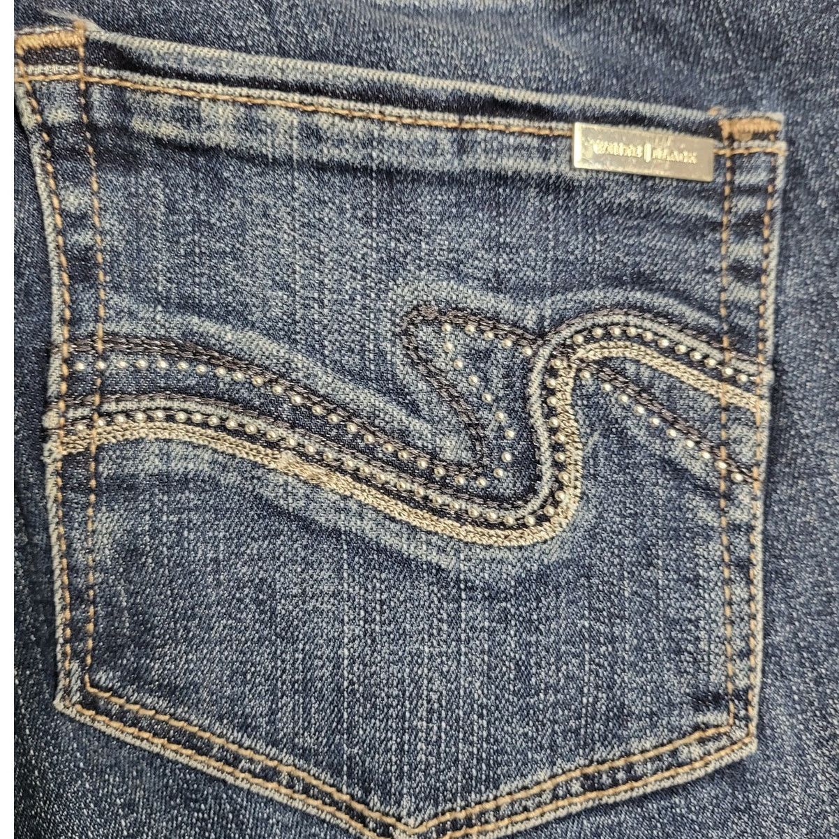 White House Black Market White House Black Market Crop Leg Medium Wash Jeans - Size 4 Size 27" / US 4 / IT 40 - 3 Thumbnail