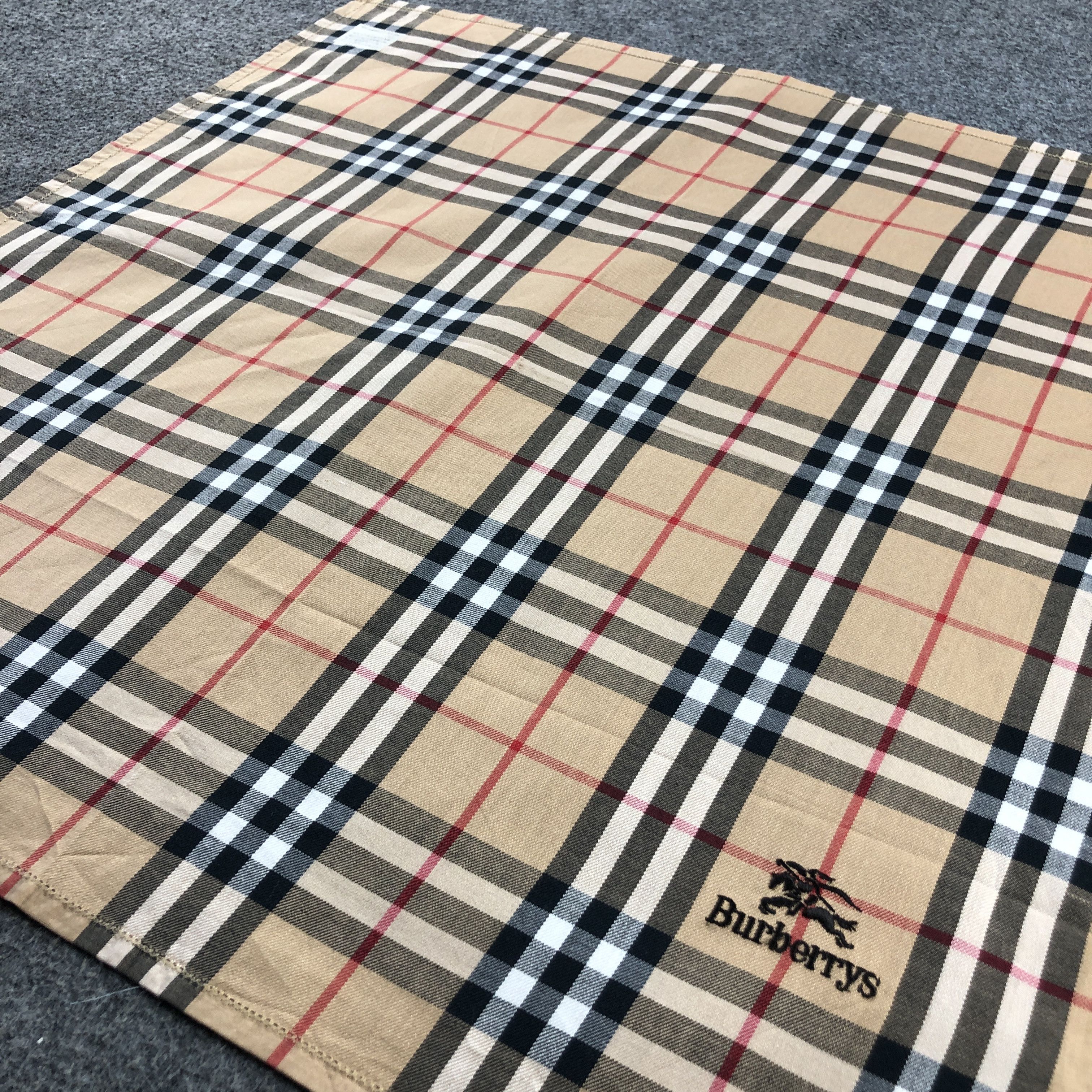 Burberry Burberry Nova Check Handkerchief Neckerchief Bandana H2701 Size ONE SIZE - 3 Thumbnail